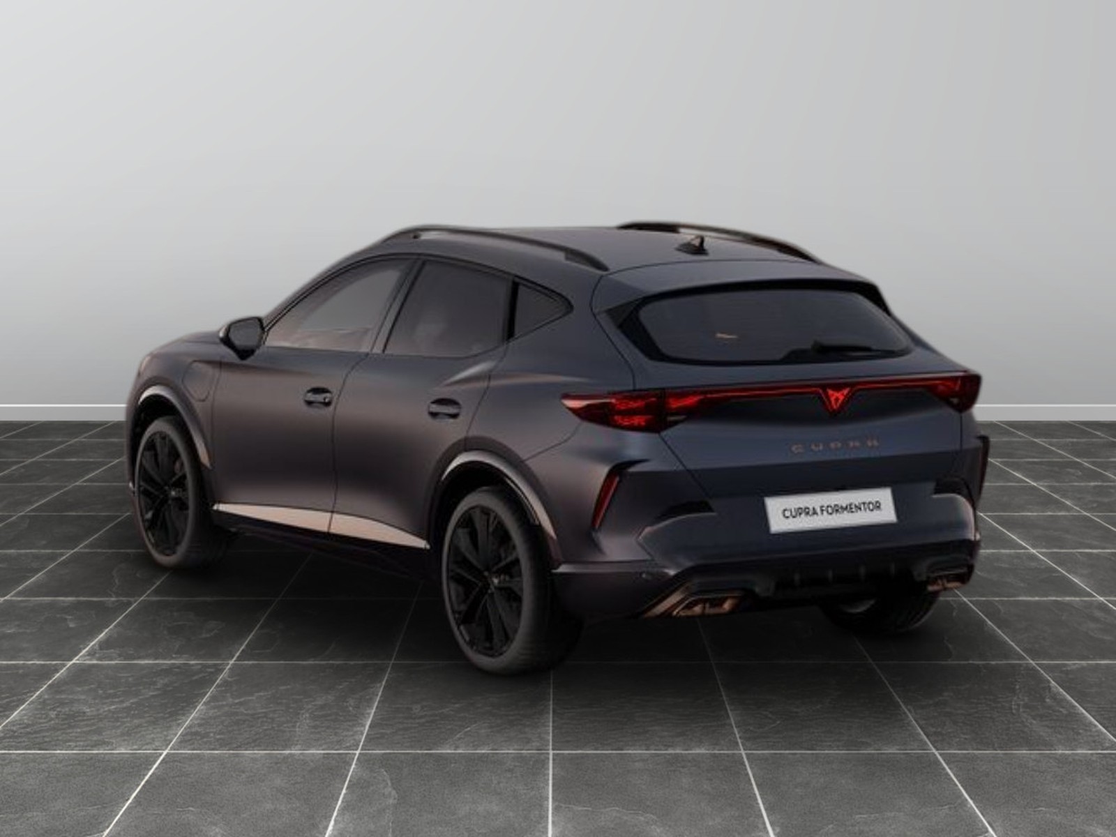 8 - Cupra Formentor 1.5 e-hybrid 204cv dark stone dsg