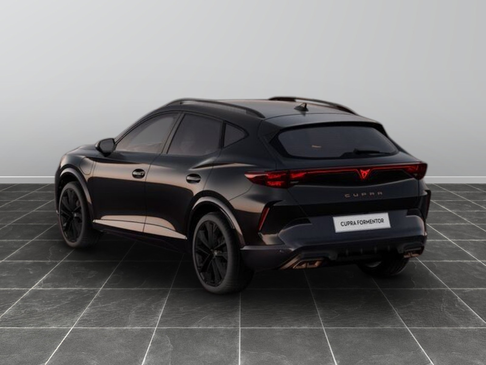 4 - Cupra Formentor 1.5 e-hybrid 204cv dark night dsg