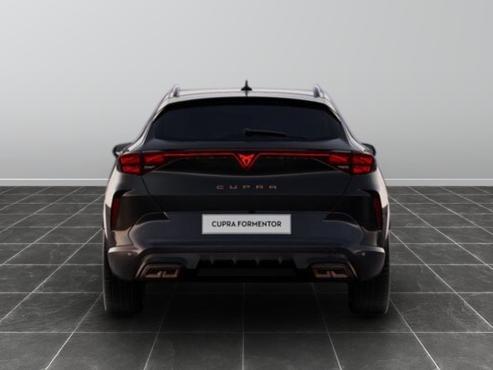 2 - Cupra Formentor 1.5 e-hybrid 204cv dark night dsg