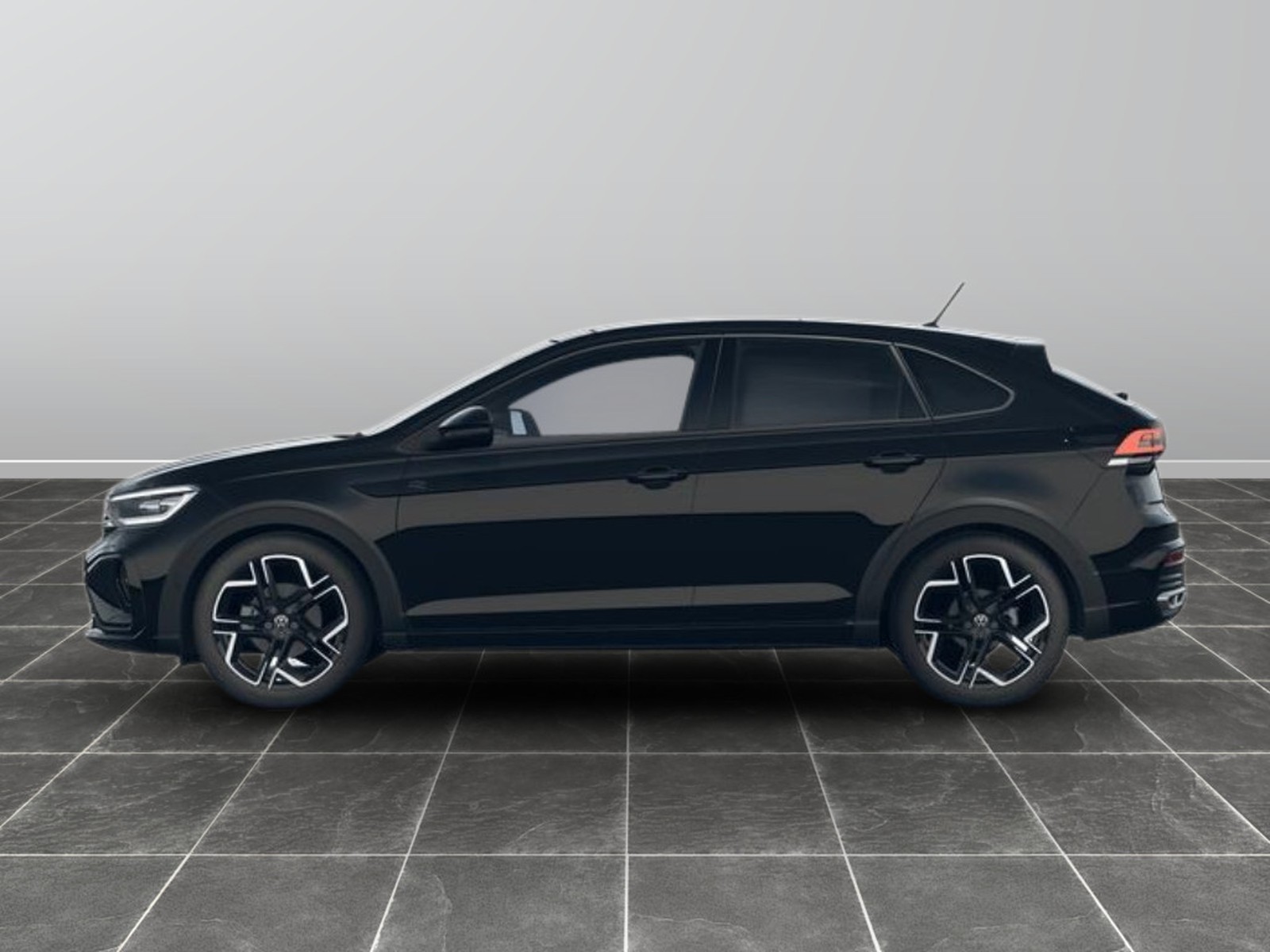 4 - Volkswagen Taigo 1.0 tsi 115cv r-line plus