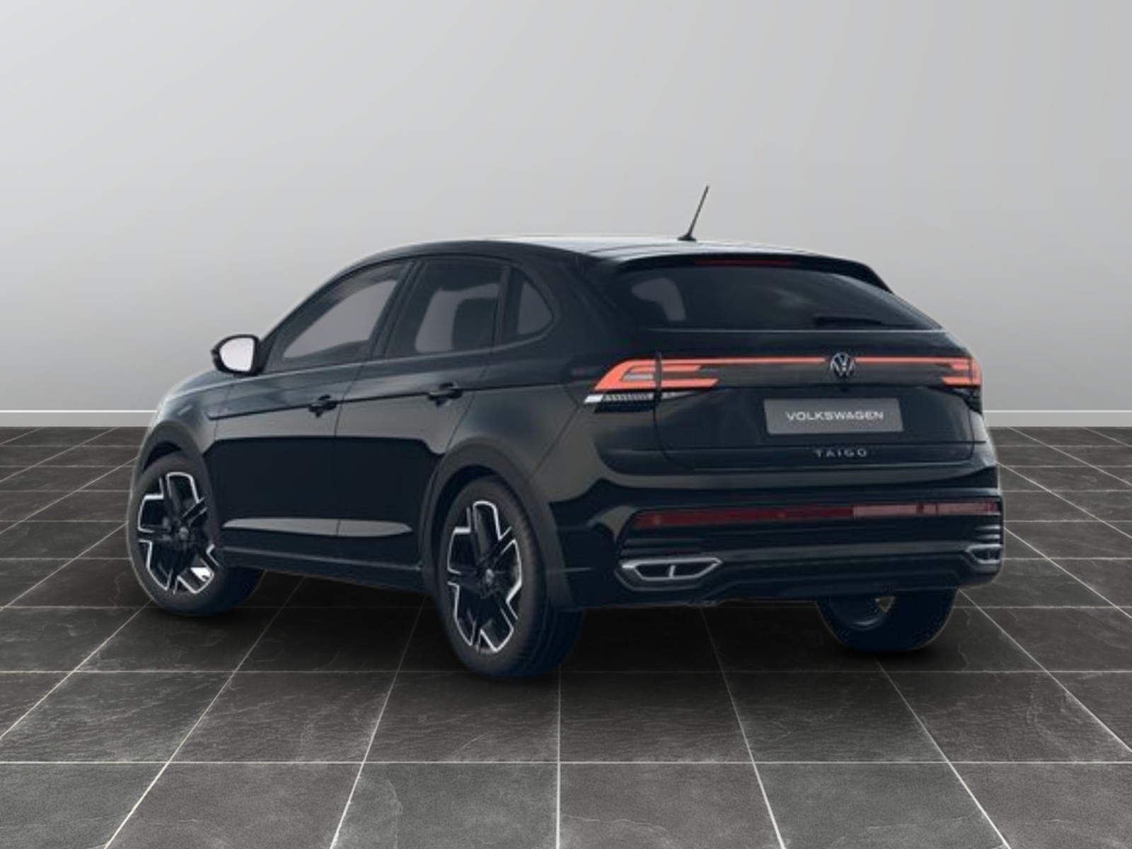 6 - Volkswagen Taigo 1.0 tsi 115cv r-line plus