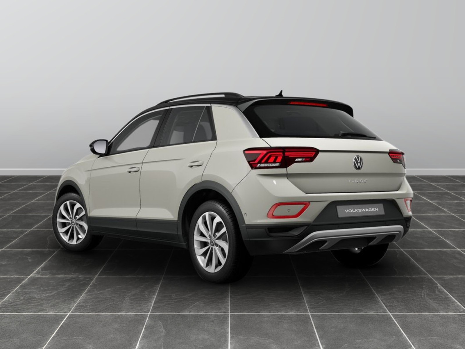 3 - Volkswagen T-Roc 1.5 tsi act life