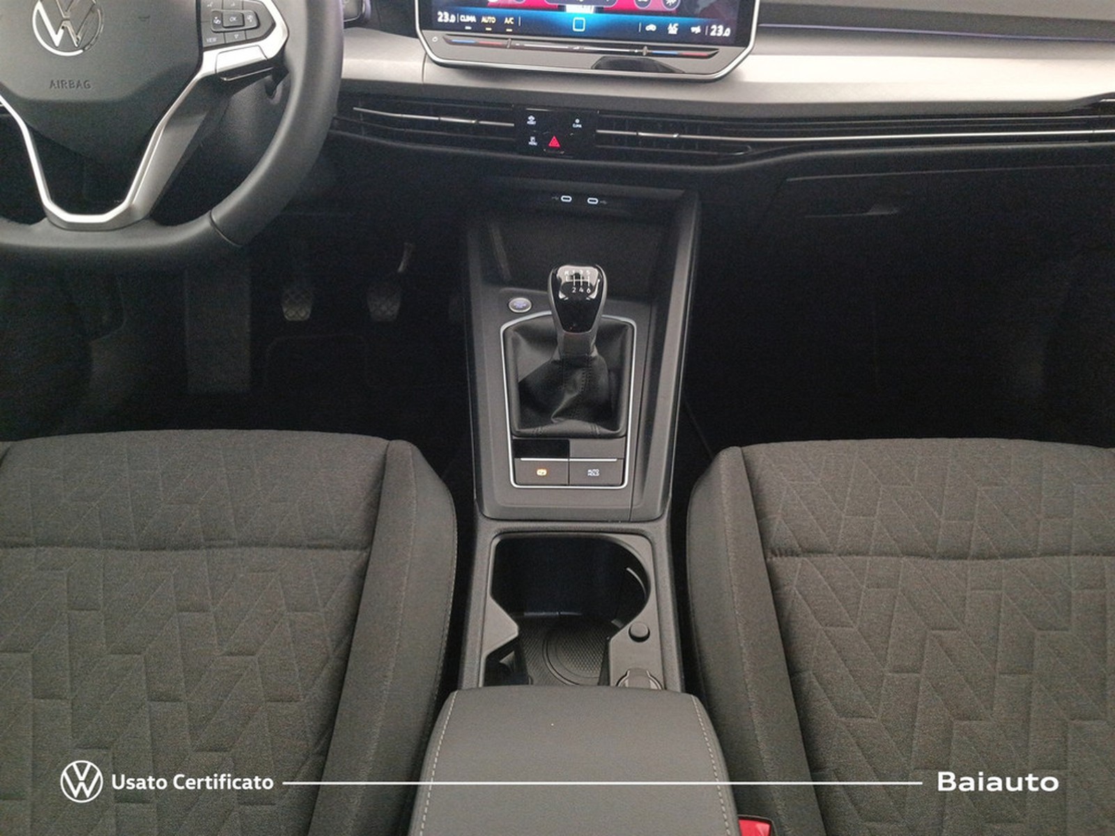 14 - Volkswagen Golf 2.0 tdi scr 115cv life