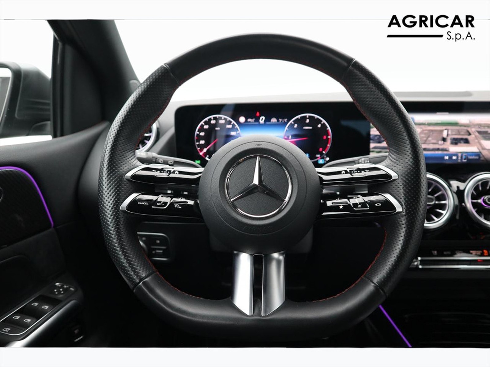 18 - Mercedes Classe B 180 d amg line advanced plus 8g-dct
