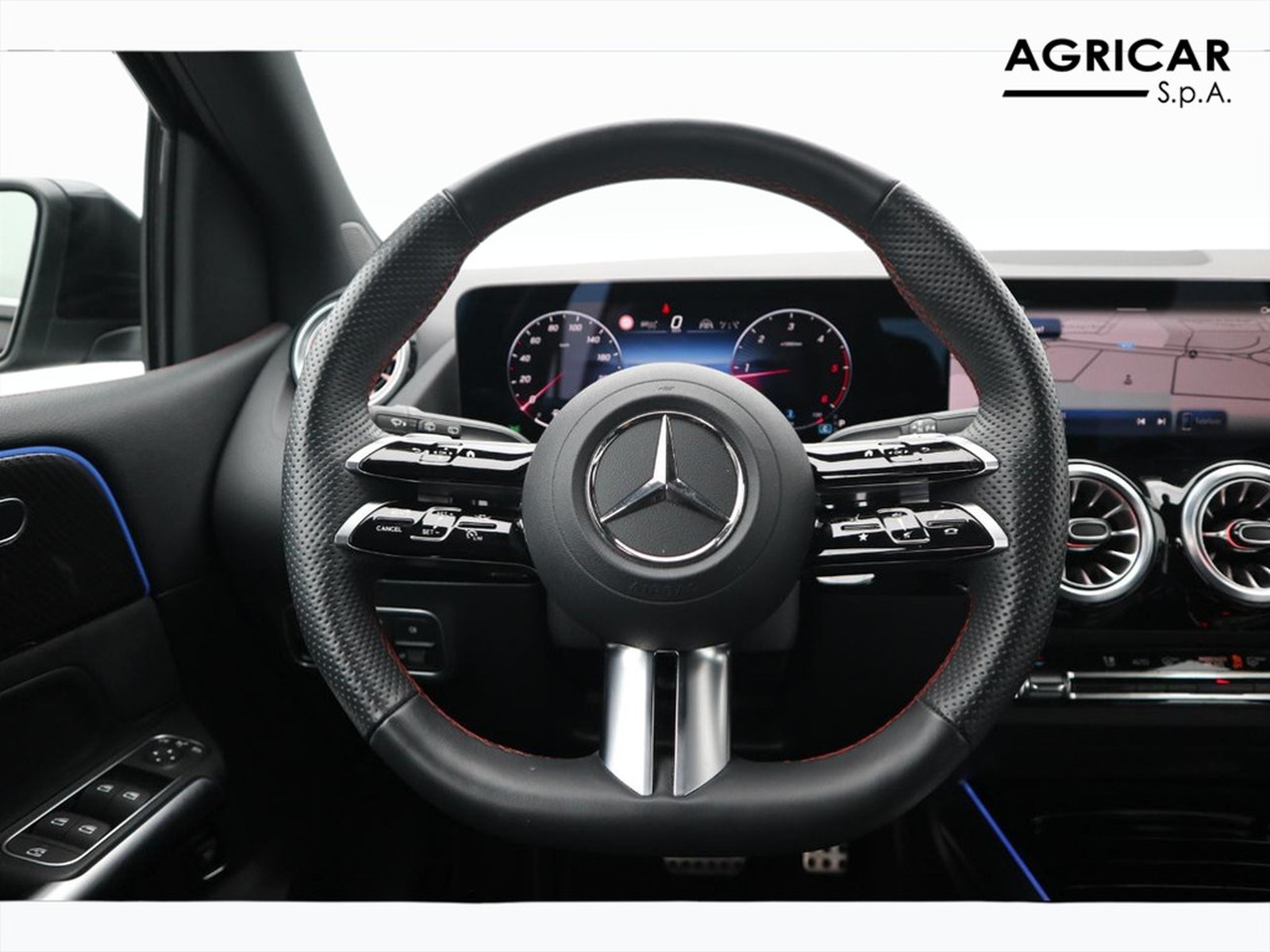 18 - Mercedes Classe B 180 d amg line advanced plus 8g-dct