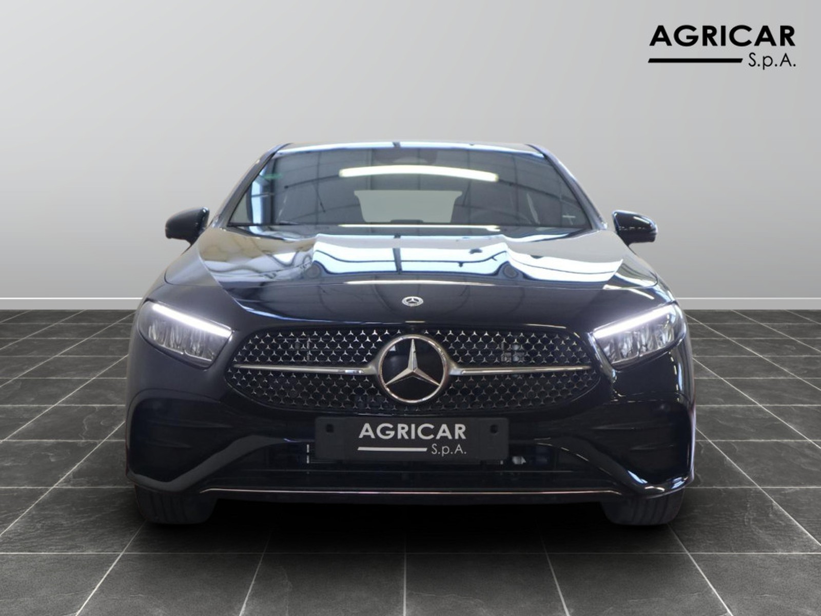 2 - Mercedes Classe A 250 e plug-in-hybrid amg line advanced plus speedshift dct amg 8g