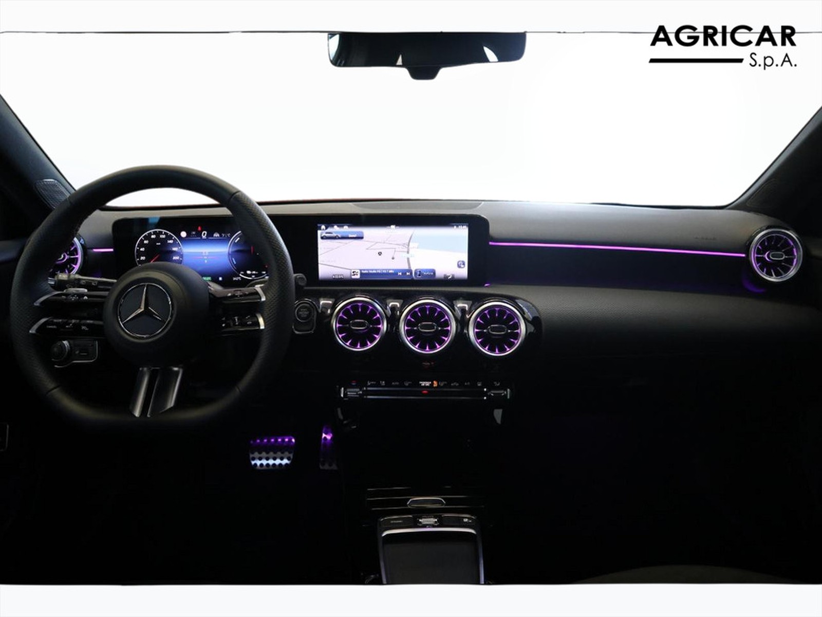 14 - Mercedes Classe A 250 e plug-in-hybrid amg line advanced plus speedshift dct amg 8g