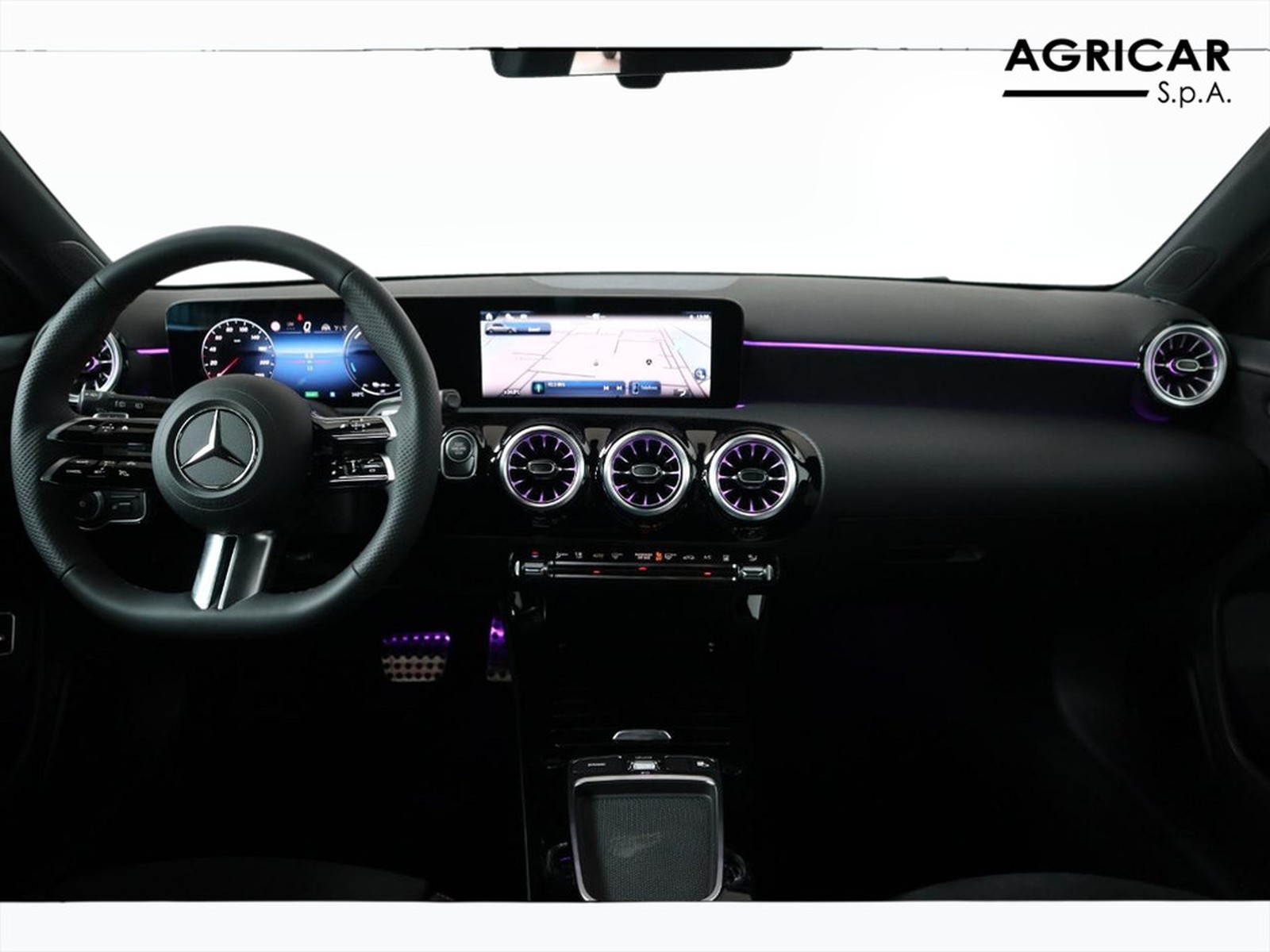 14 - Mercedes Classe A 250 e plug-in-hybrid amg line advanced plus speedshift dct amg 8g