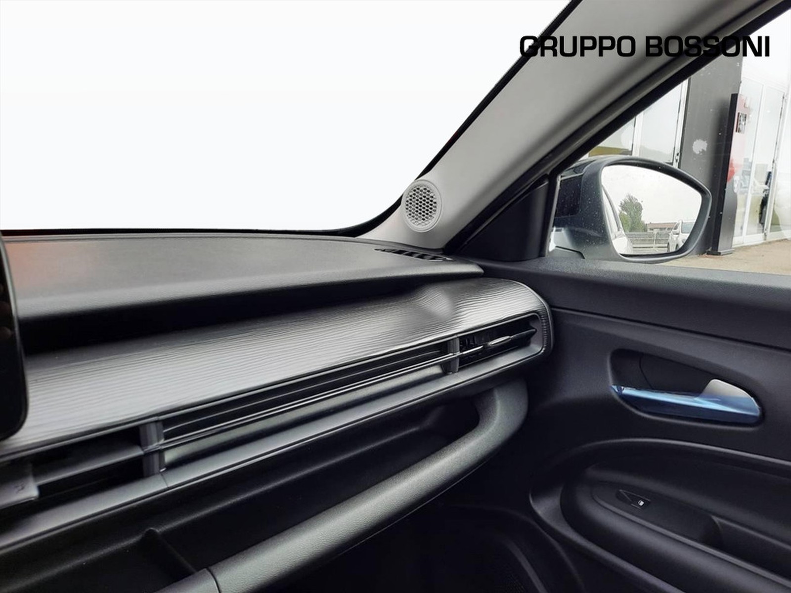 21 - Jeep Avenger 1.2 turbo 100cv altitude fwd