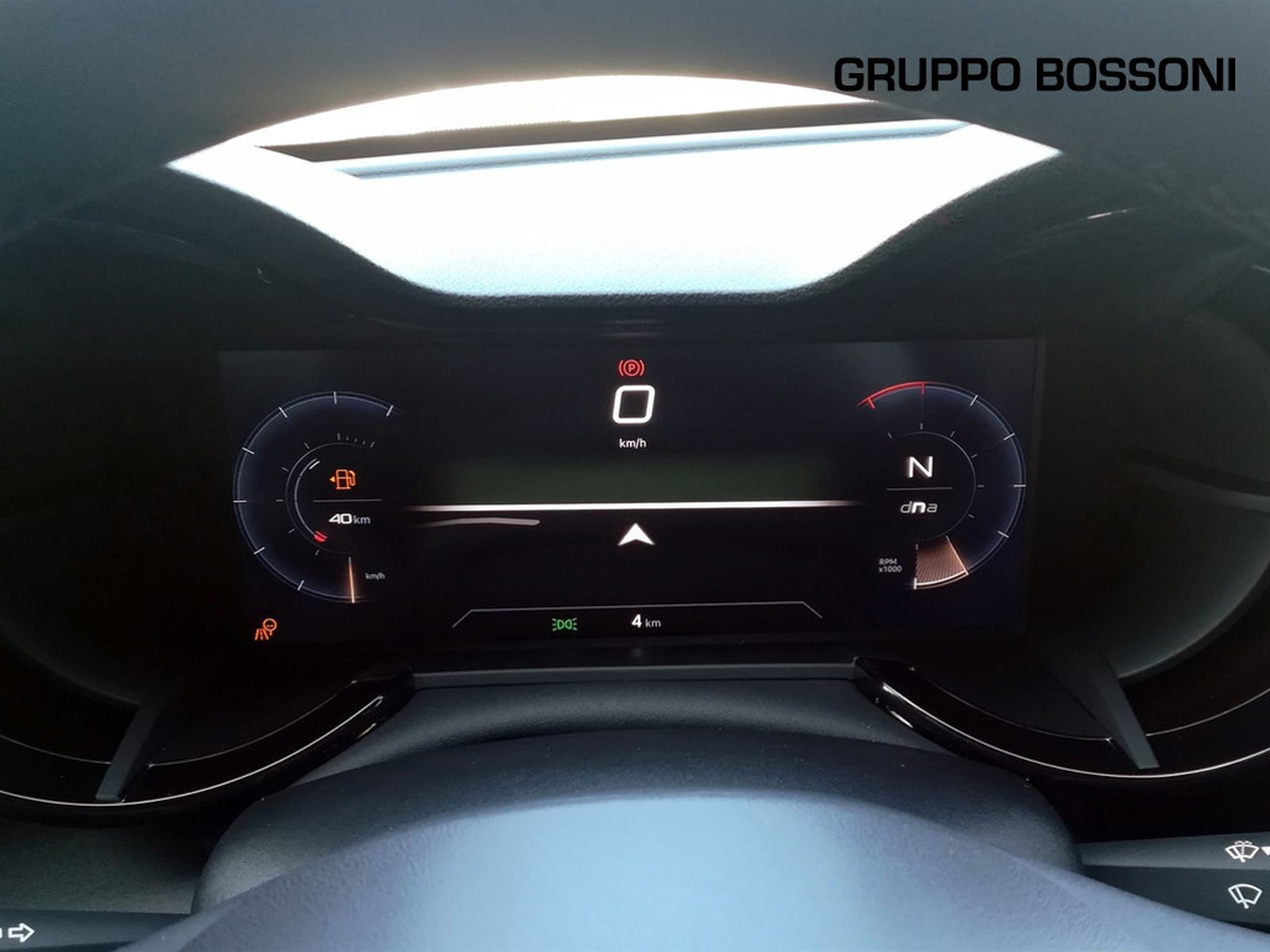 10 - Alfa Romeo Junior 1.2 hybrid 145cv ibrida speciale edct6