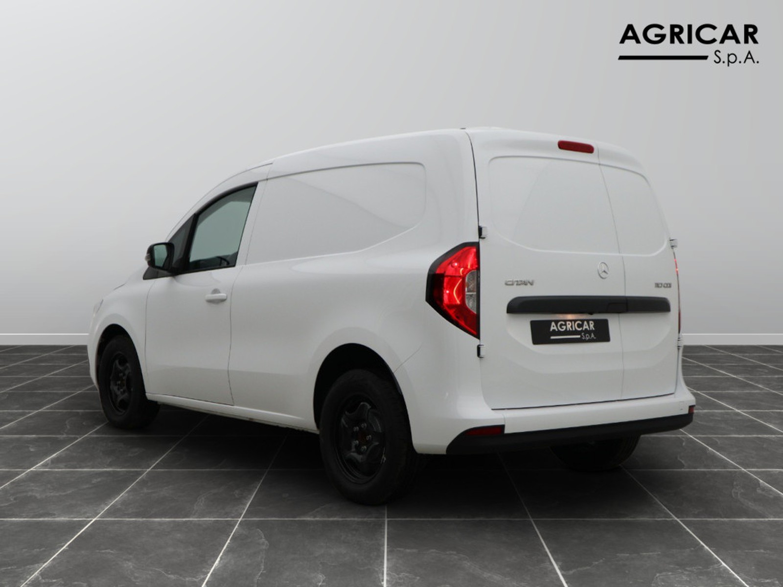 4 - Mercedes Vans Citan efurgone long 45kwh