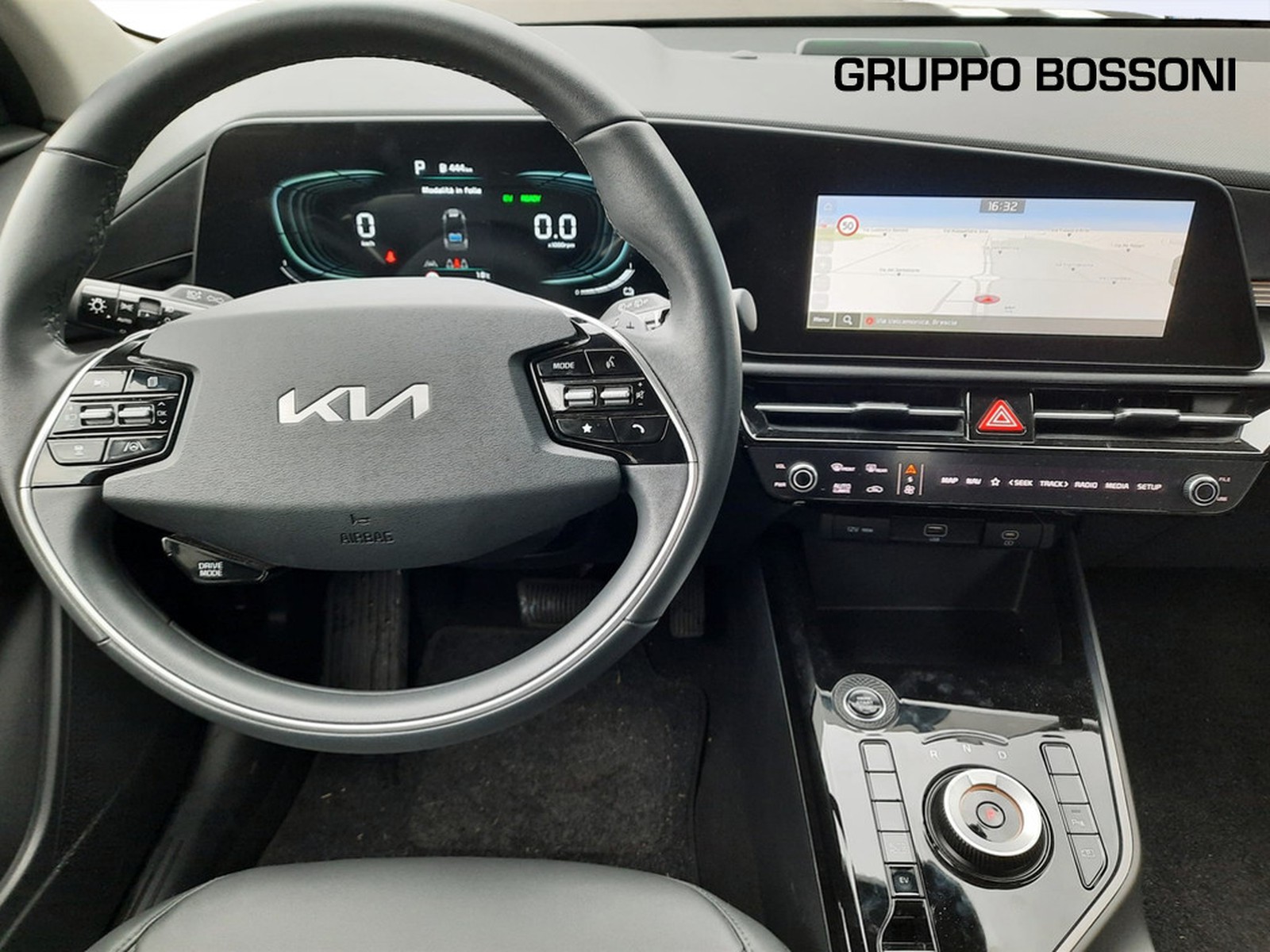 8 - Kia Niro 1.6 gdi plug-in hybrid 171cv style dct6