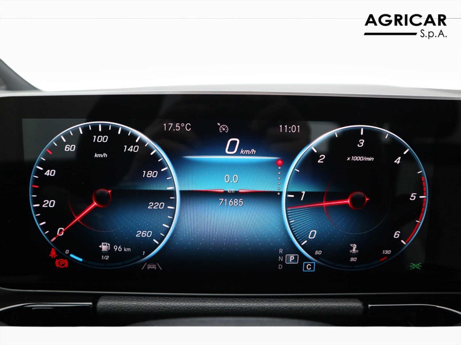 9 - Mercedes Classe B 200 d sport plus 8g-dct