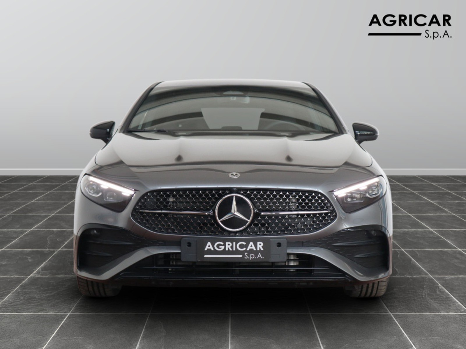 2 - Mercedes Classe A 200 d amg line premium speedshift dct amg 8g