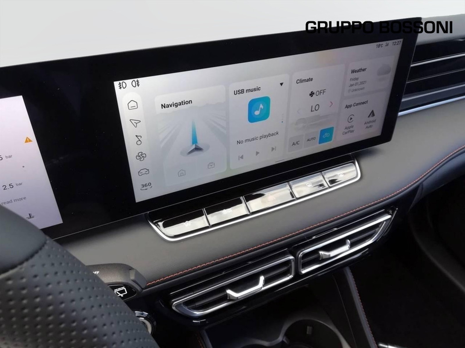 11 - Mg HS 1.5 phev luxury auto