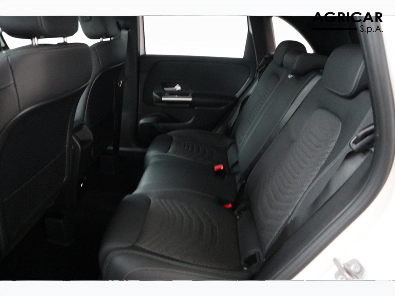 8 - Mercedes Classe B 180 d progressive advanced 8g-dct