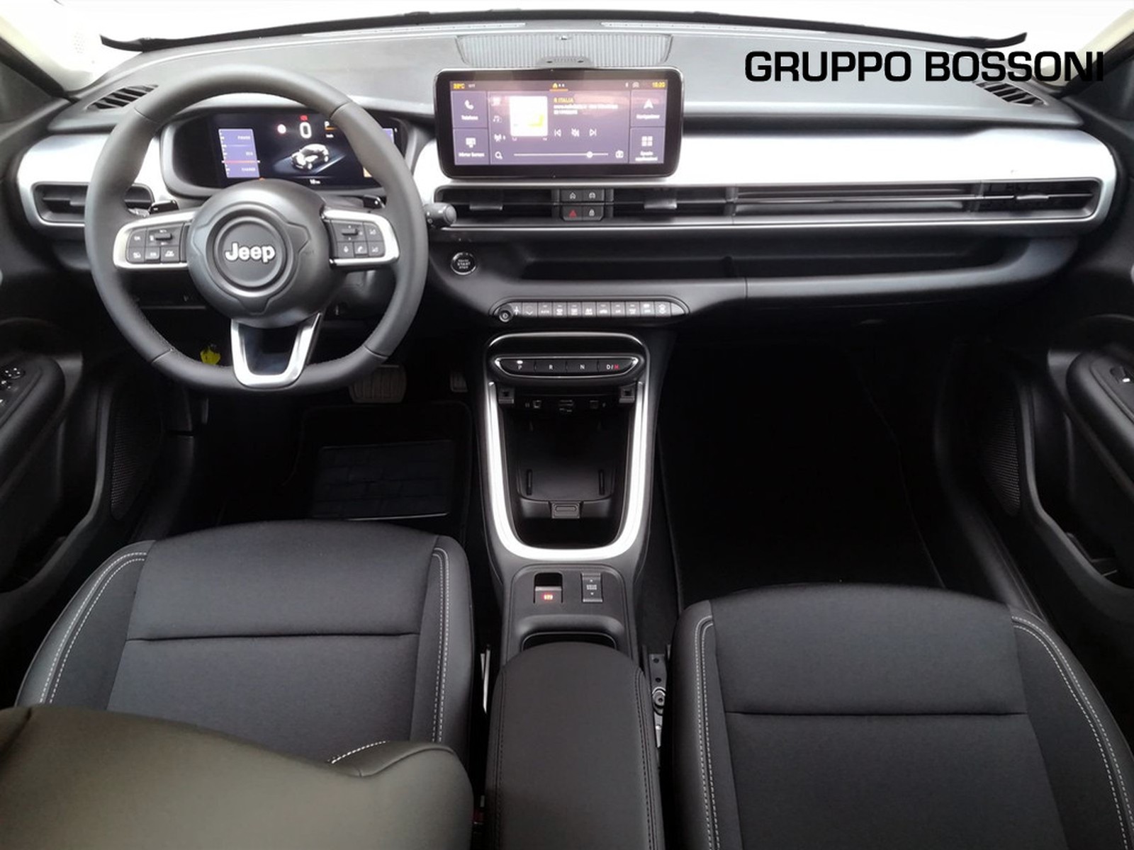 8 - Jeep Avenger 1.2 turbo e-hybrid 100cv altitude fwd edct6