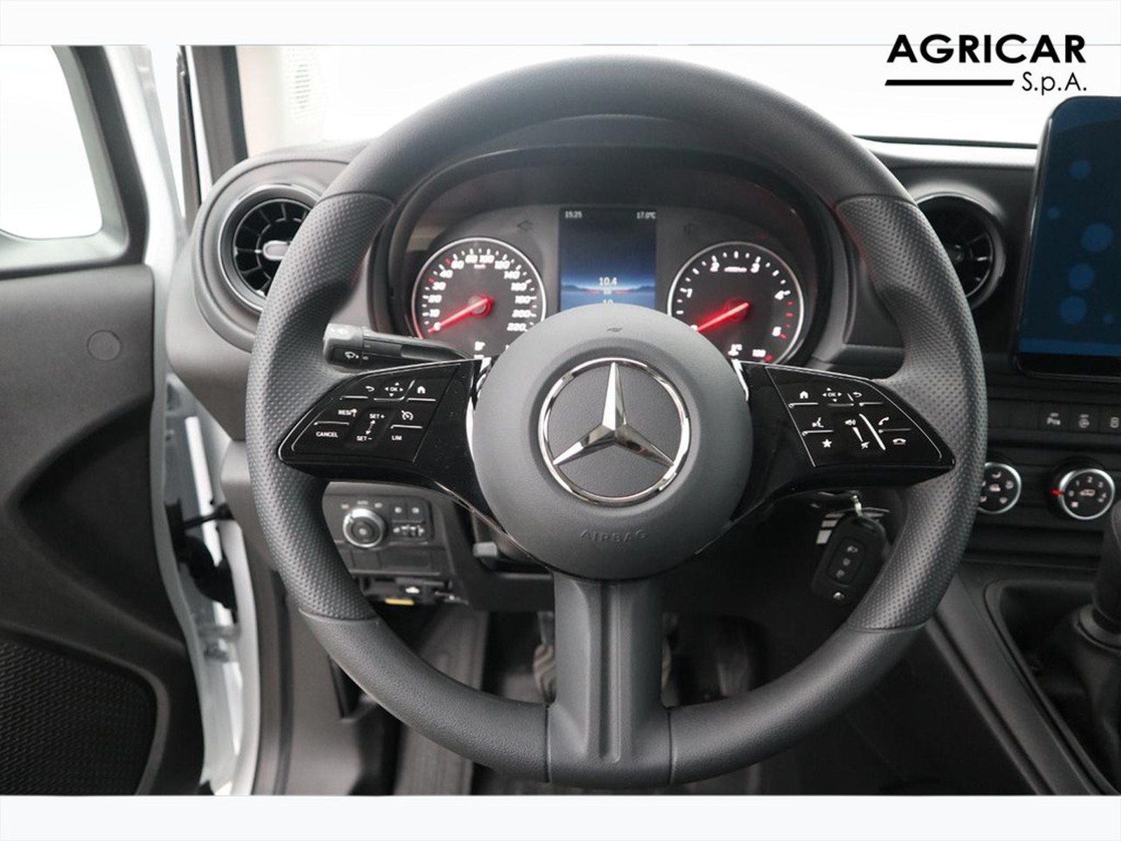 9 - Mercedes Vans Citan 112 cdi furgone long