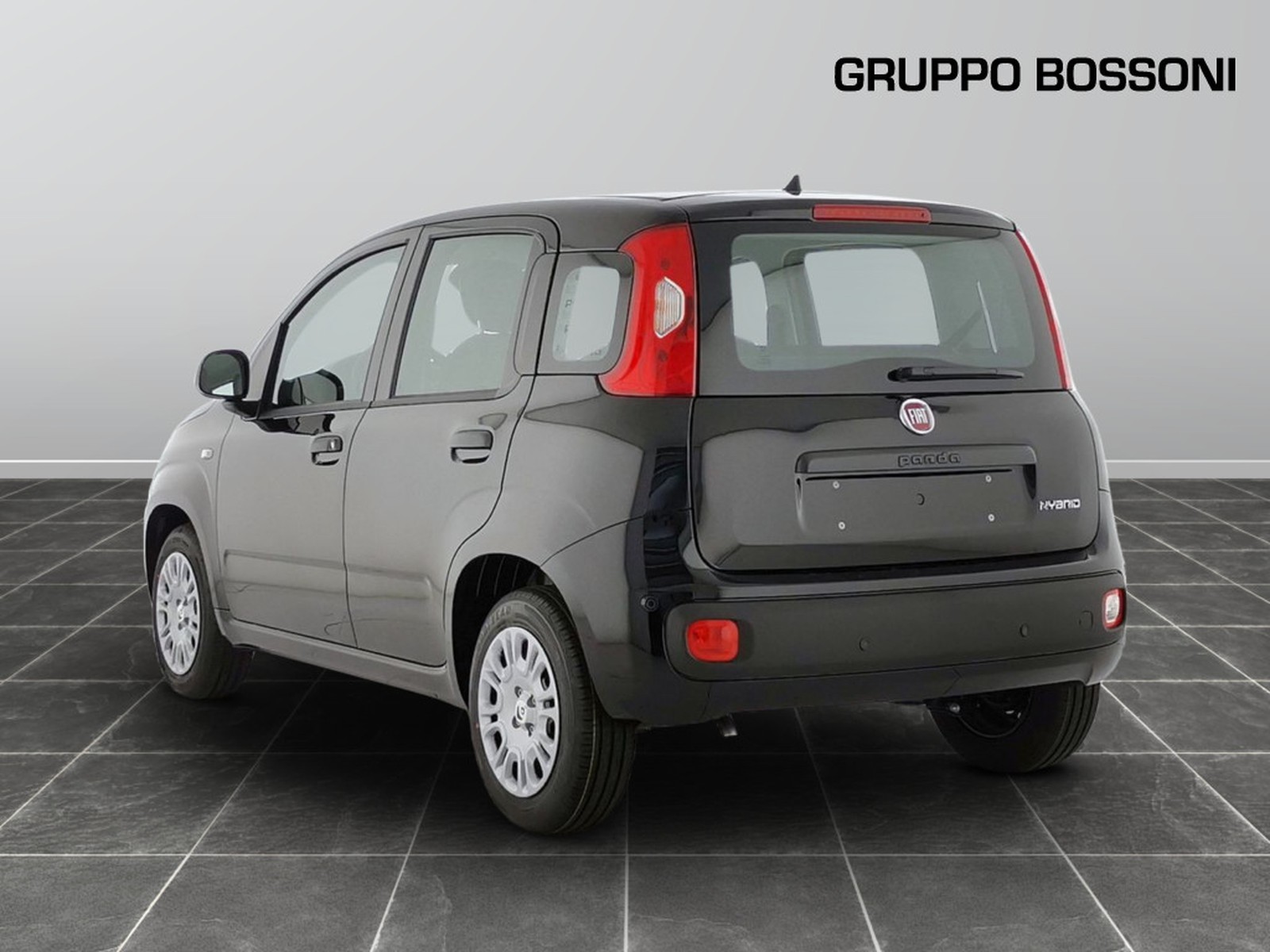 4 - Fiat Panda 1.0 firefly hybrid 70cv pop s&s