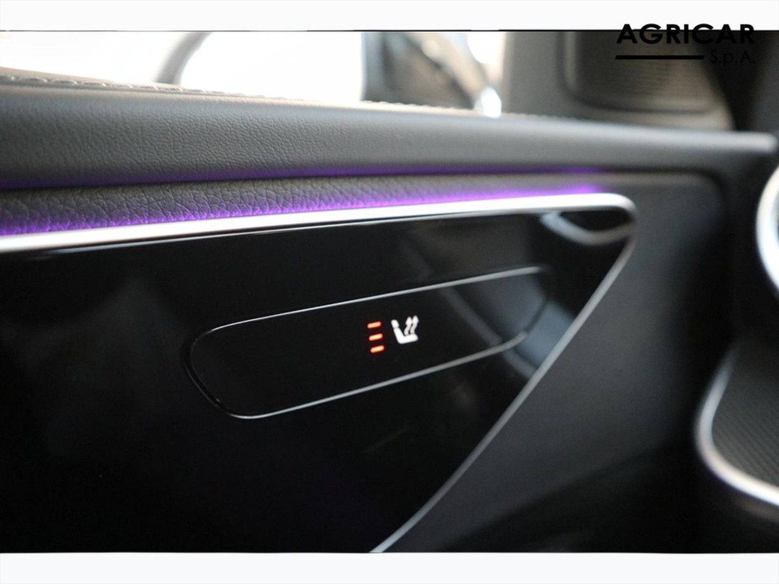 14 - Mercedes Classe C station wagon 200 d mild hybrid amg line advanced 9g-tronic