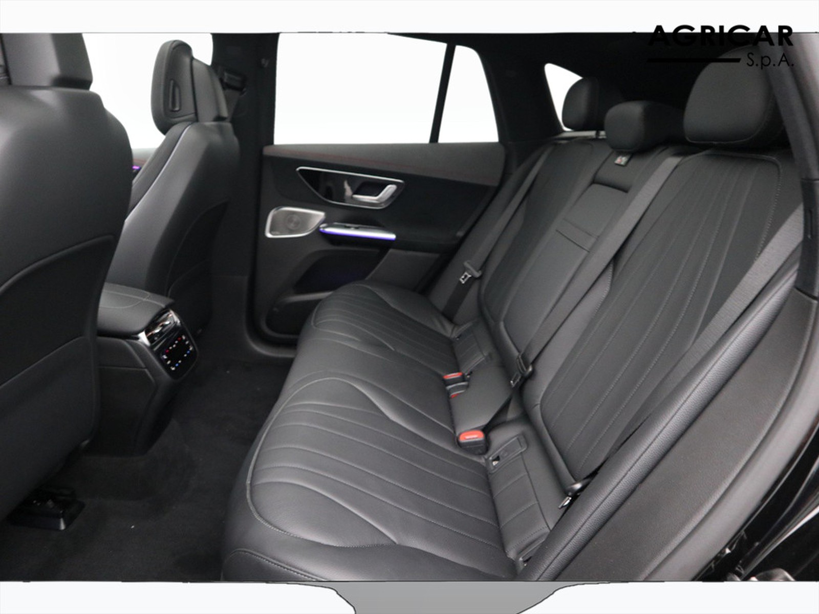 8 - Mercedes EQE suv 350 amg line premium plus 4matic