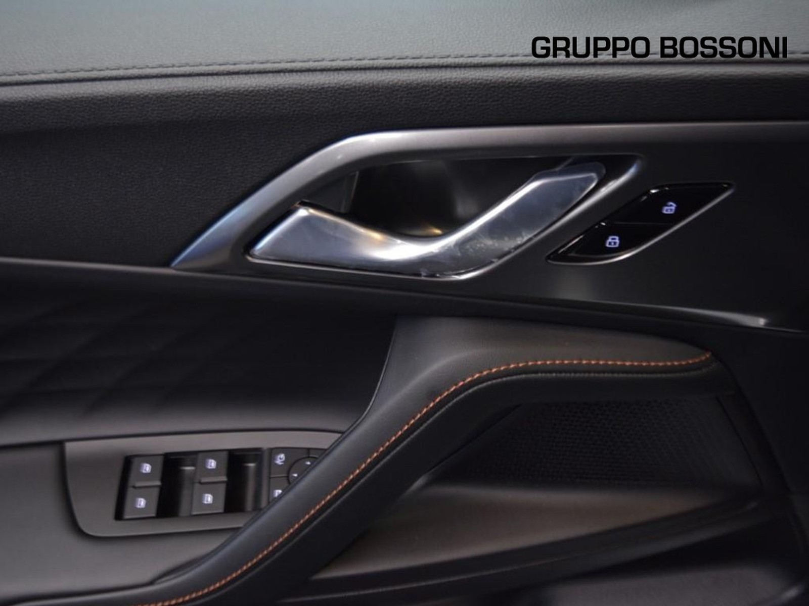 15 - Mg HS 1.5 phev luxury auto