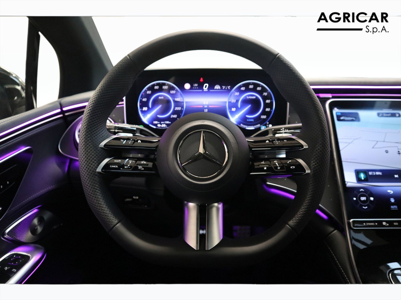 17 - Mercedes EQE 350 premium plus 4matic