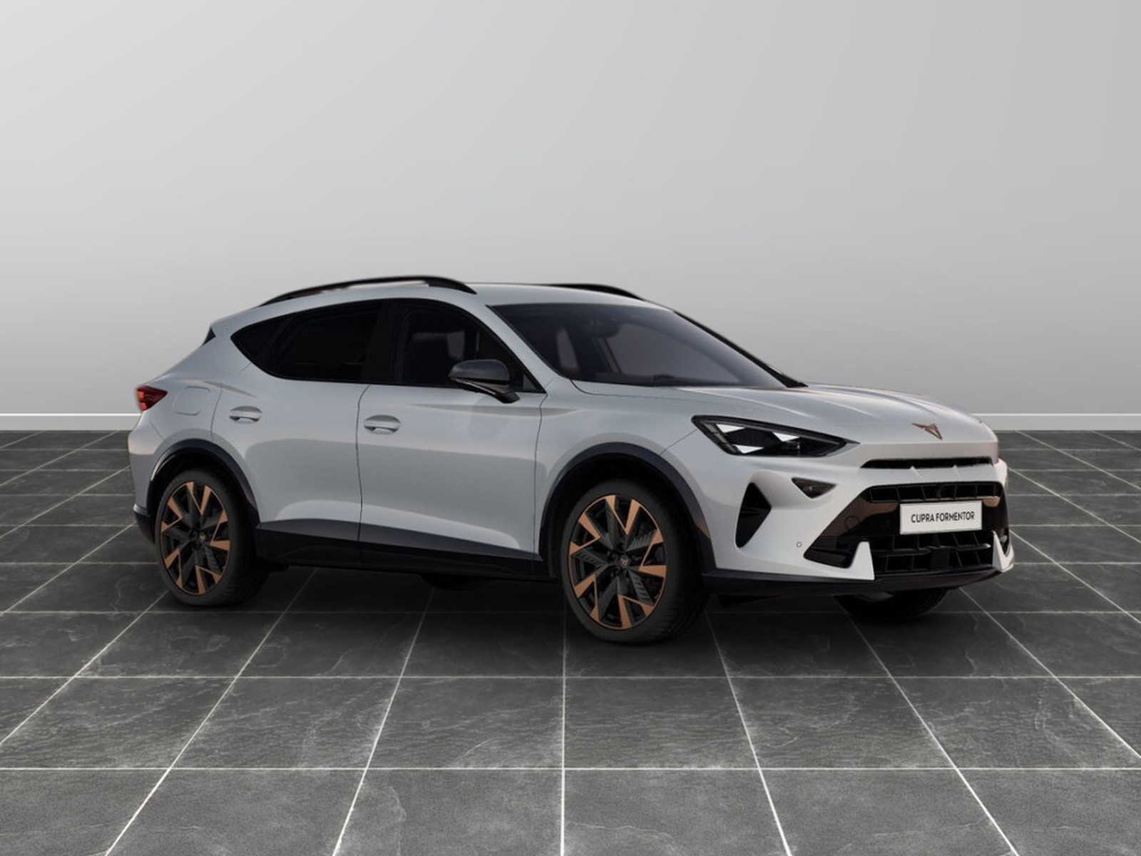 2 - Cupra Formentor 1.5 hybrid 150cv dsg