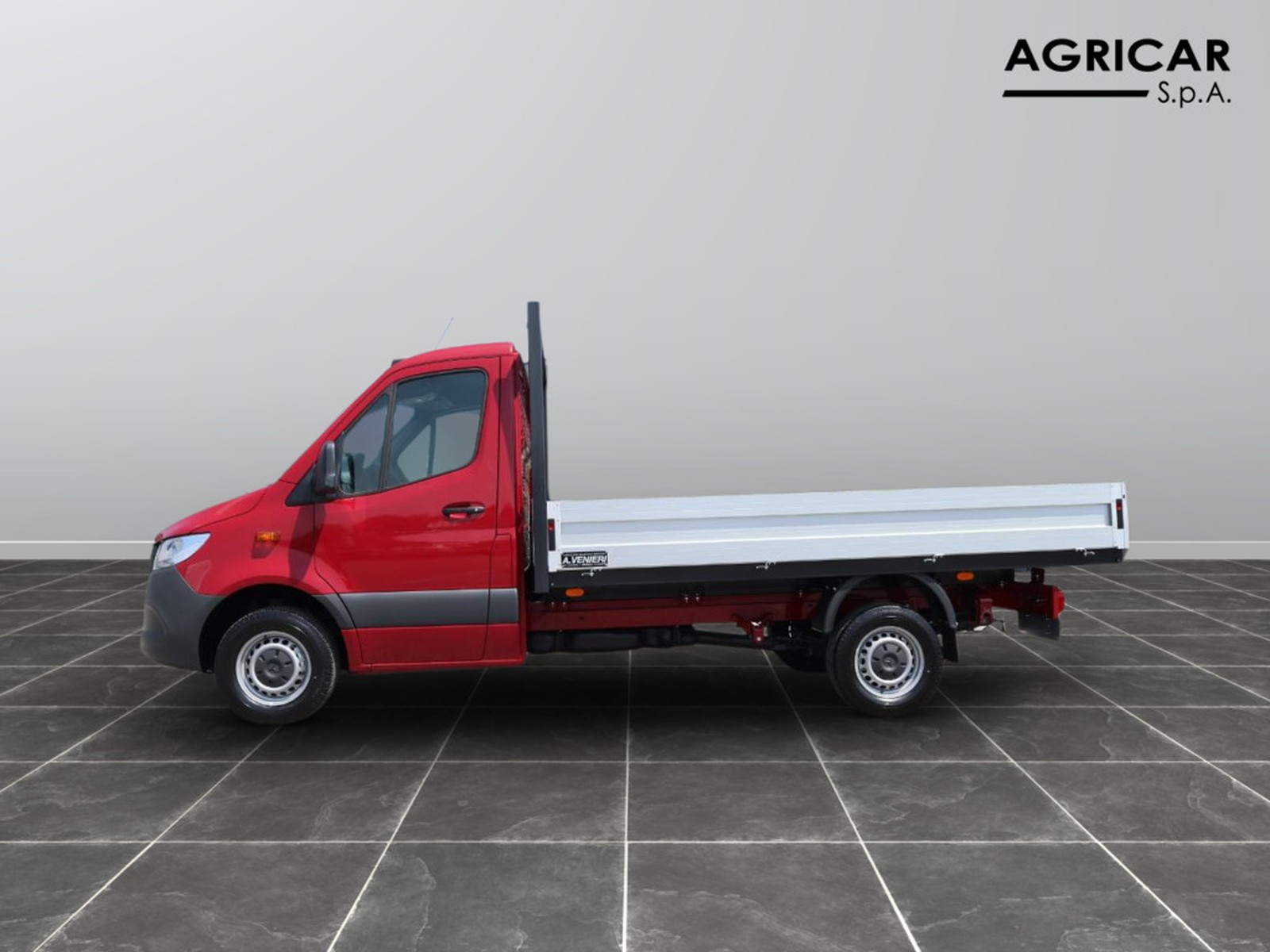 3 - Mercedes Vans Sprinter 311 rwd 2.0 cdi t 37/35