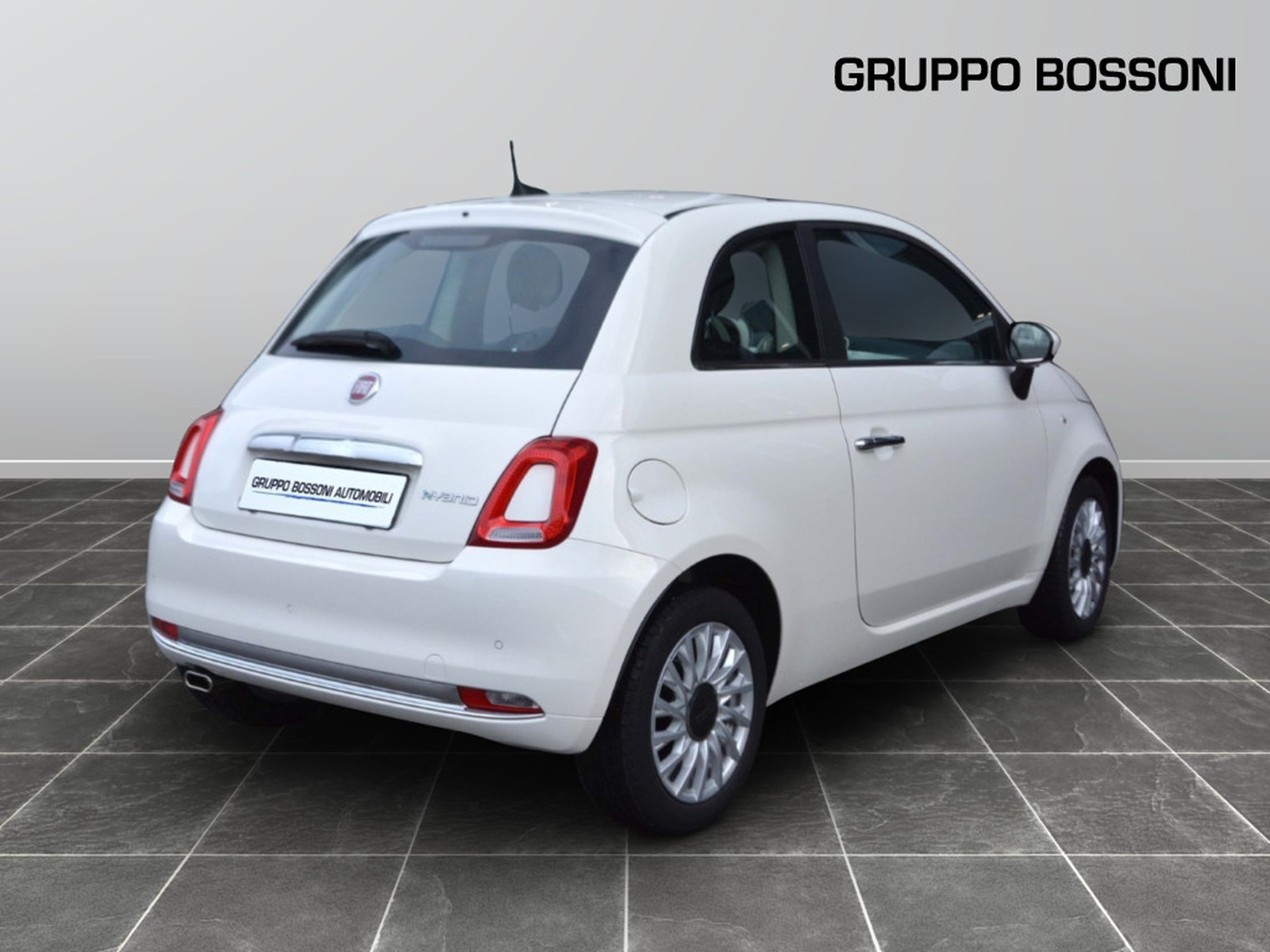 3 - Fiat 500 1.0 firefly hybrid 70cv dolcevita