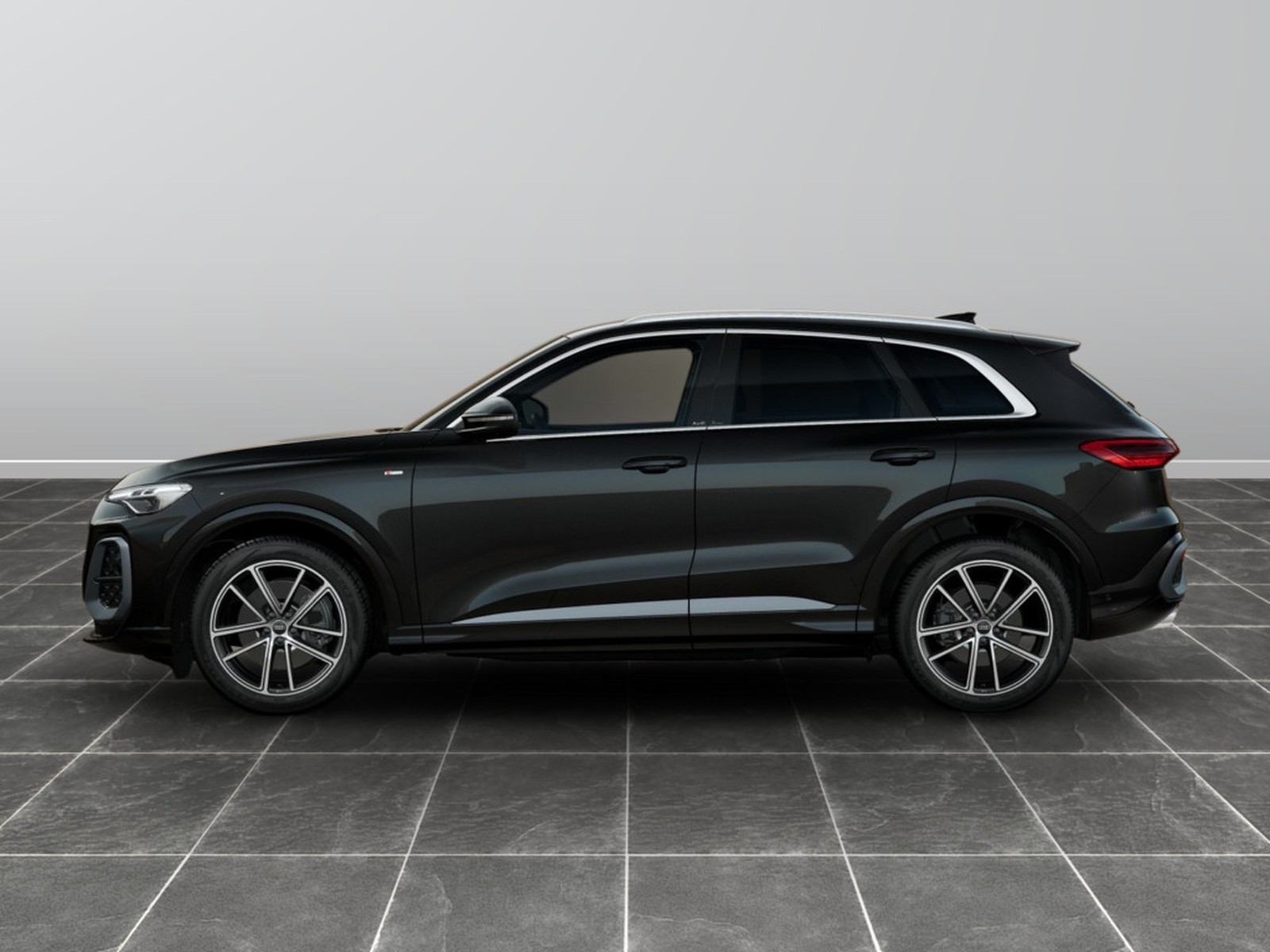 3 - Audi Q5 2.0 tdi mhev+ 204cv s line edition quattro s tronic