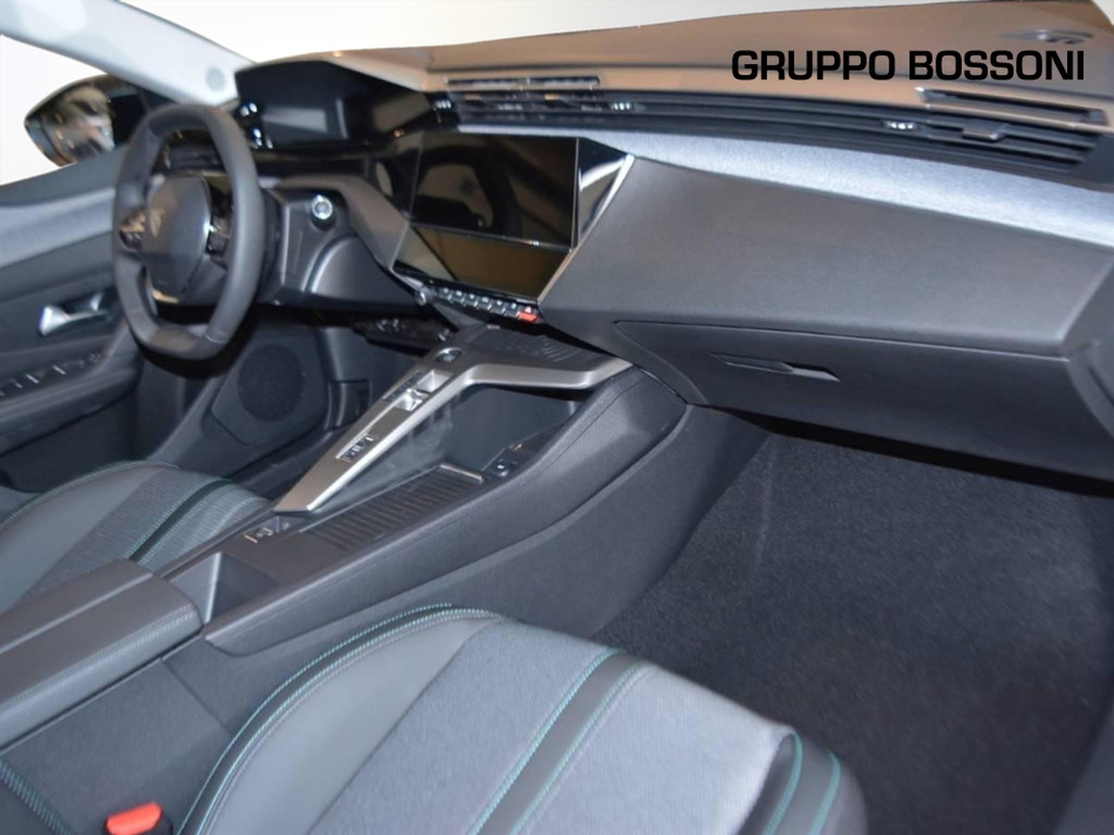 8 - Peugeot 308 sw 1.5 bluehdi allure eat8 s&s