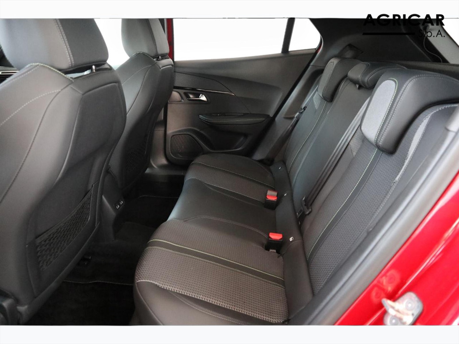 8 - Peugeot 2008 1.2 puretech 130cv gt eat s&s