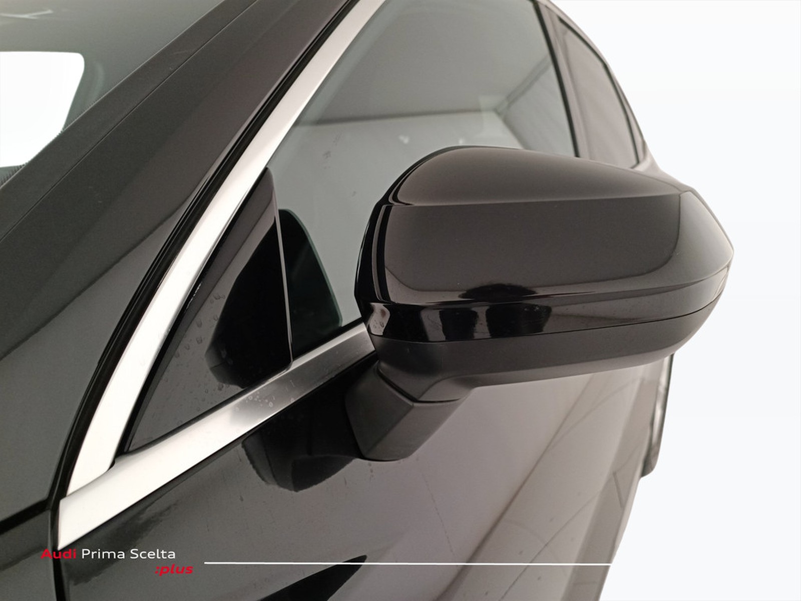 27 - Audi Q3 sportback 35 2.0 tdi s line edition s tronic