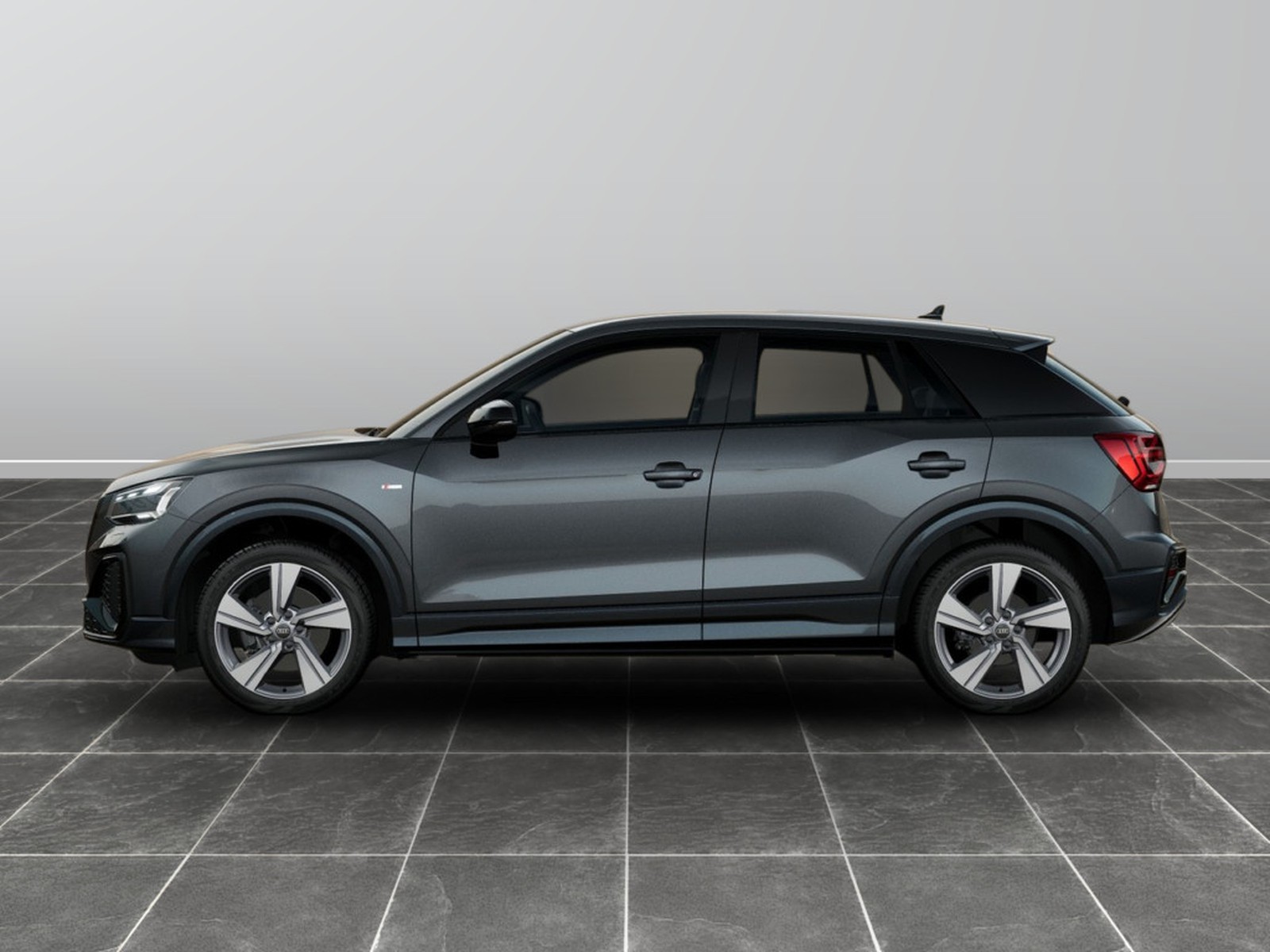 3 - Audi Q2 35 2.0 tdi s line edition s tronic