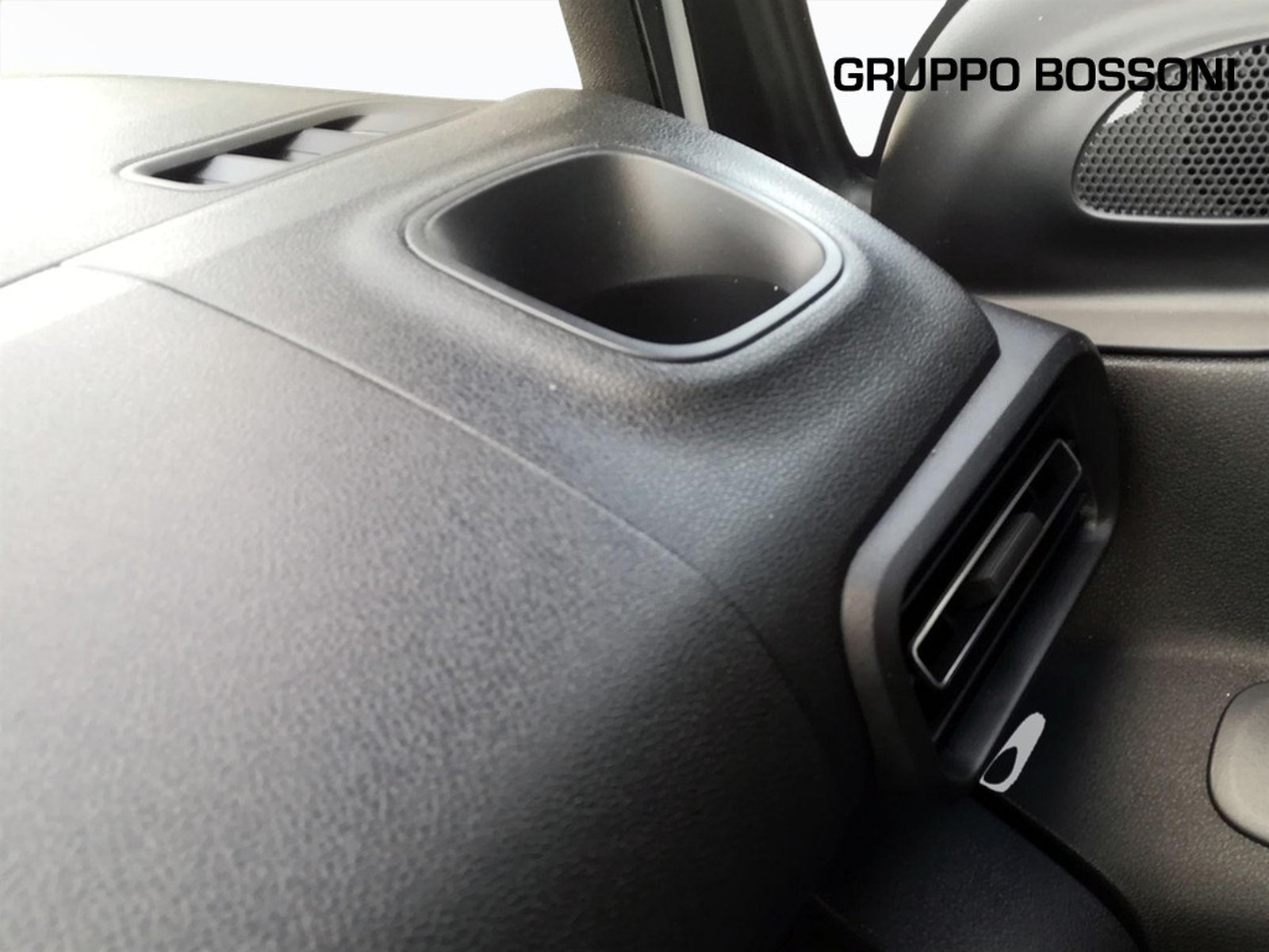 20 - Fiat Professional Doblò van 1.5 bluehdi 130cv ch1