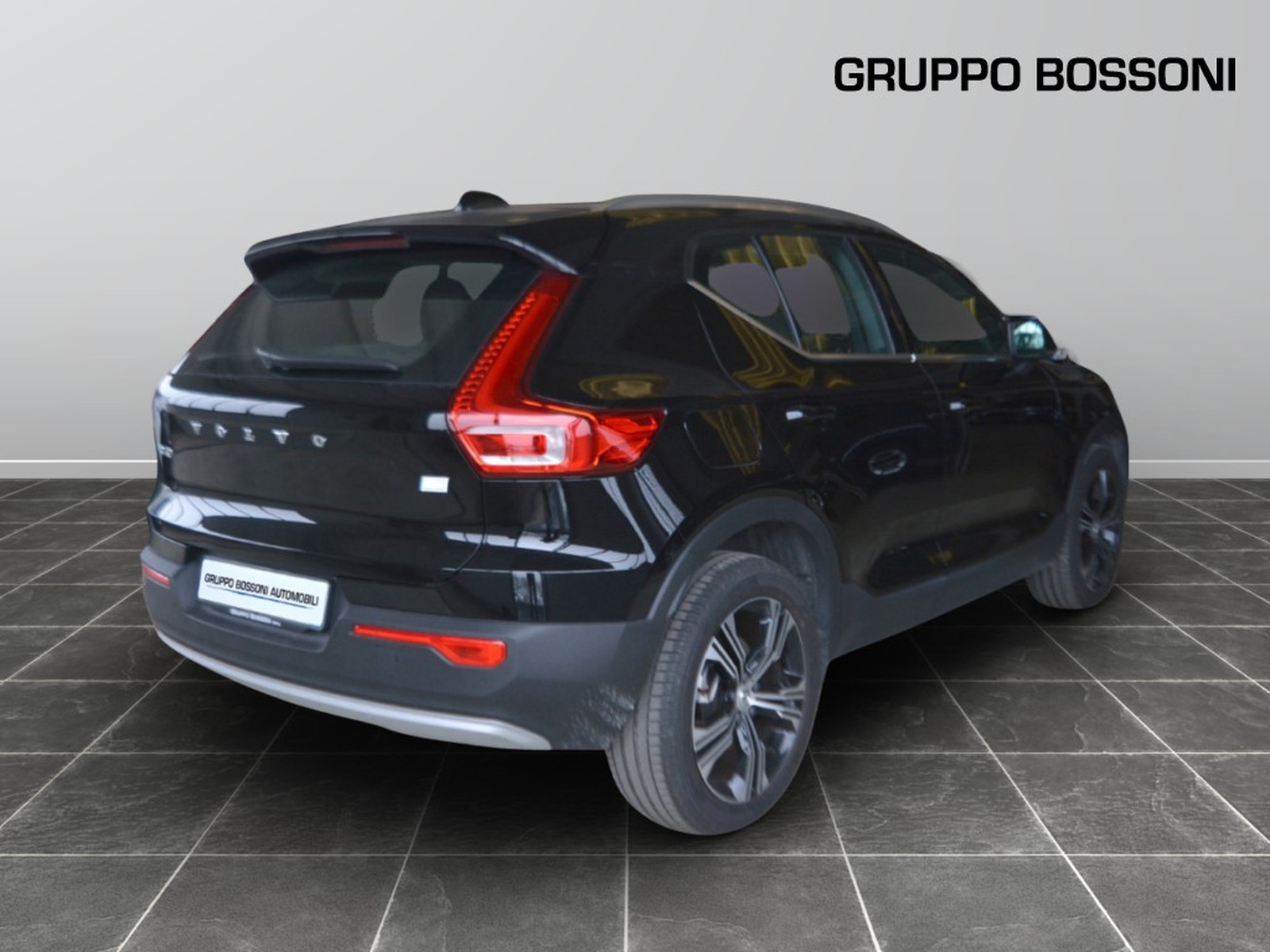 3 - Volvo XC40 1.5 t5 recharge plug-in-hybrid inscription expression geartronic my21