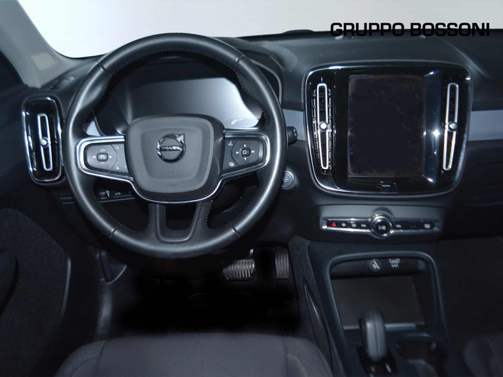 9 - Volvo XC40 1.5 t5 recharge plug-in-hybrid inscription expression geartronic my21