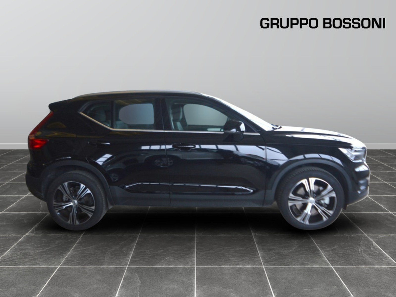 24 - Volvo XC40 1.5 t5 recharge plug-in-hybrid inscription expression geartronic my21