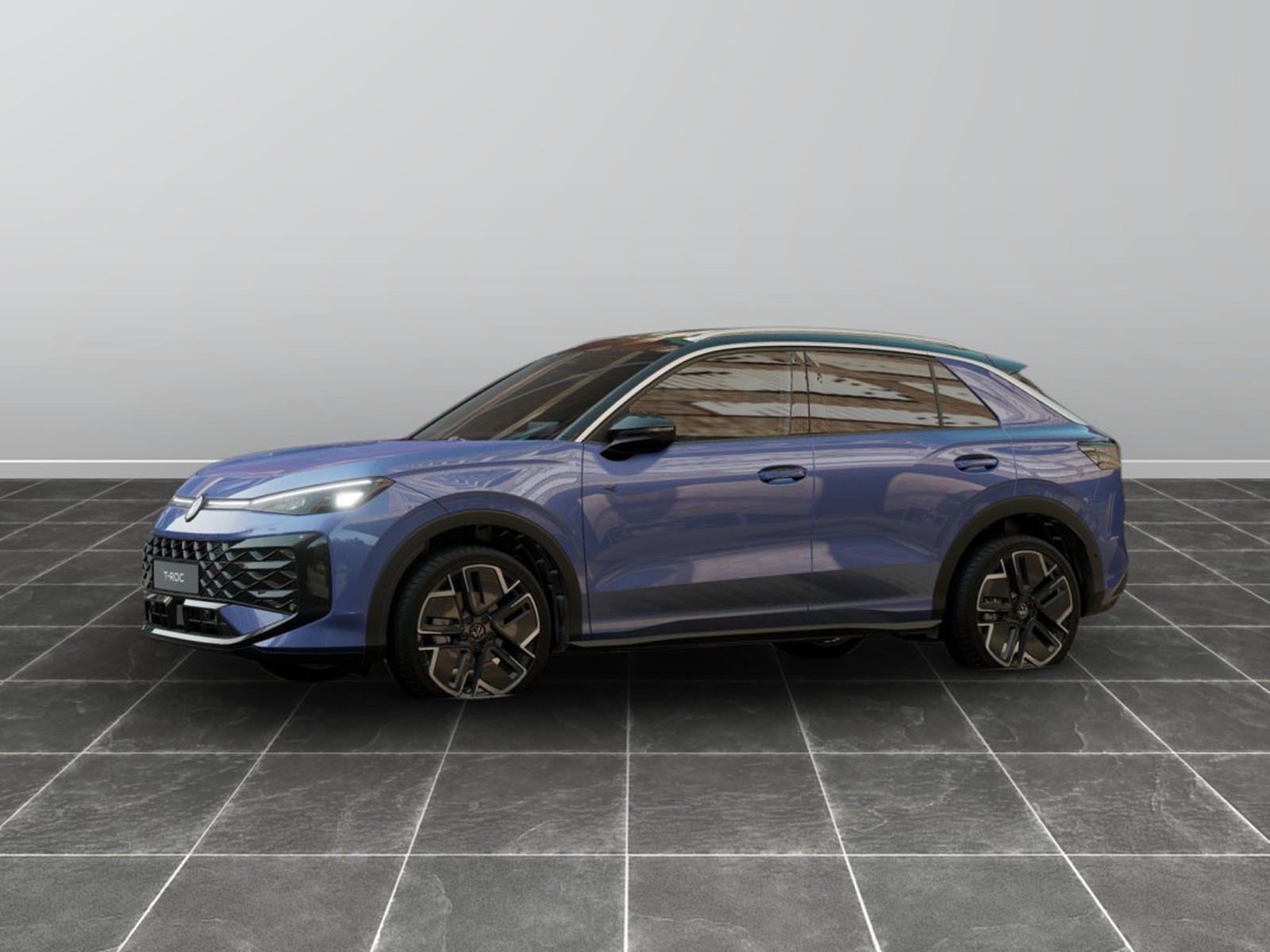 2 - Volkswagen T-Roc 1.5 etsi act 150cv r-line dsg