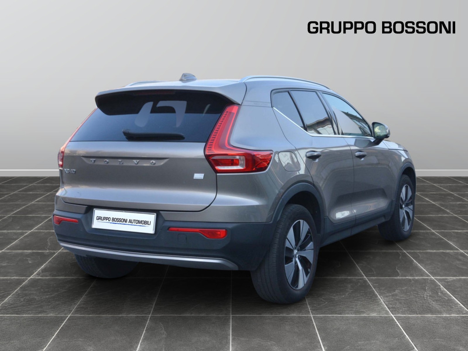 4 - Volvo XC40 1.5 t5 recharge plug-in-hybrid inscription expression geartronic my21