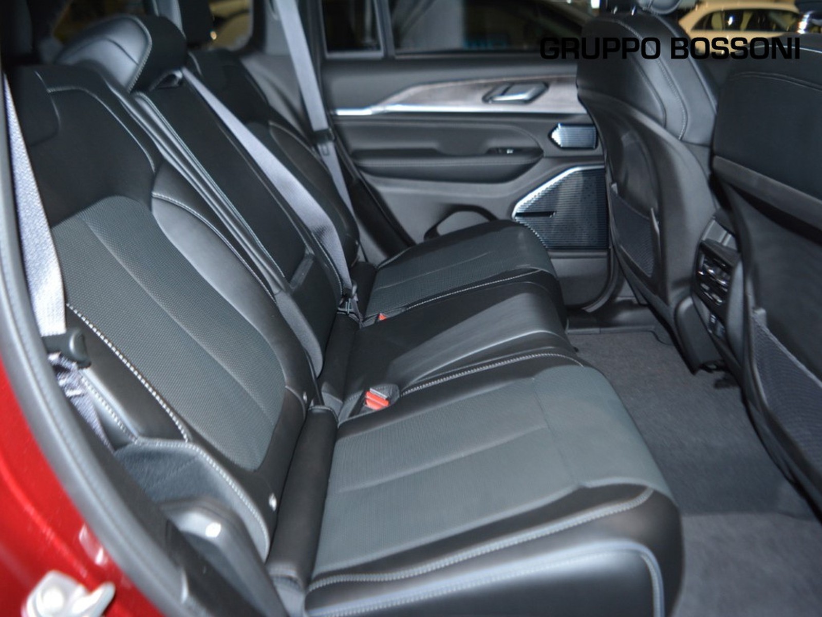 9 - Jeep Grand Cherokee 2.0 atx phev overland 4xe auto