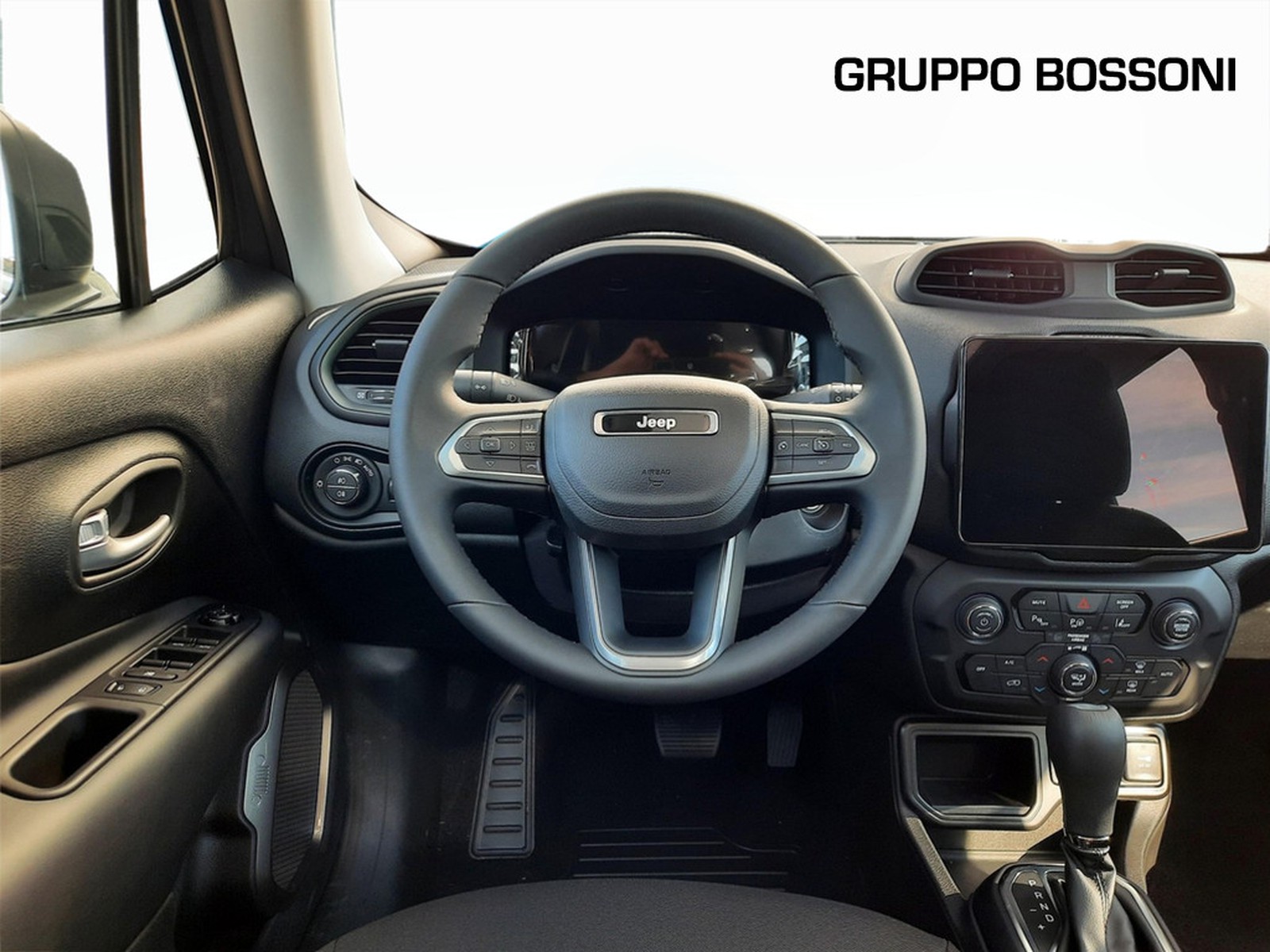 8 - Jeep Renegade 1.5 turbo t4 mhev north star 2wd dct