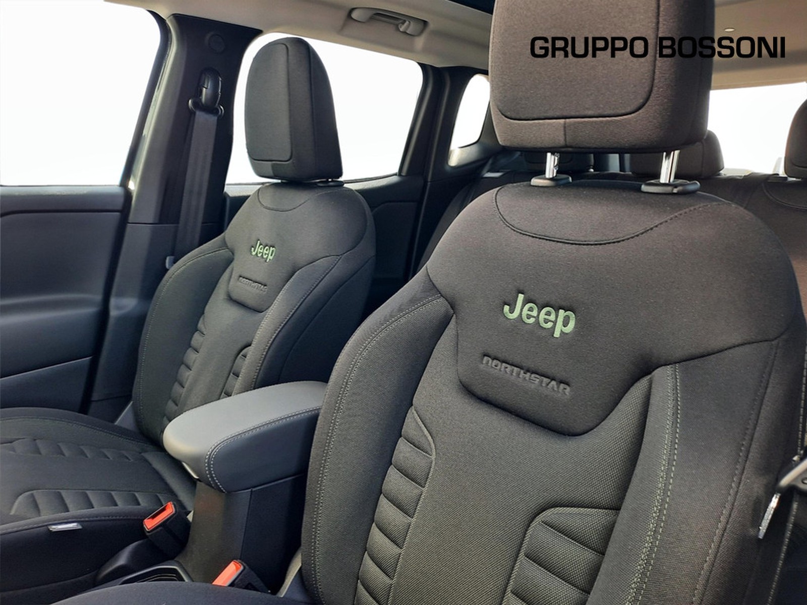 20 - Jeep Renegade 1.5 turbo t4 mhev north star 2wd dct