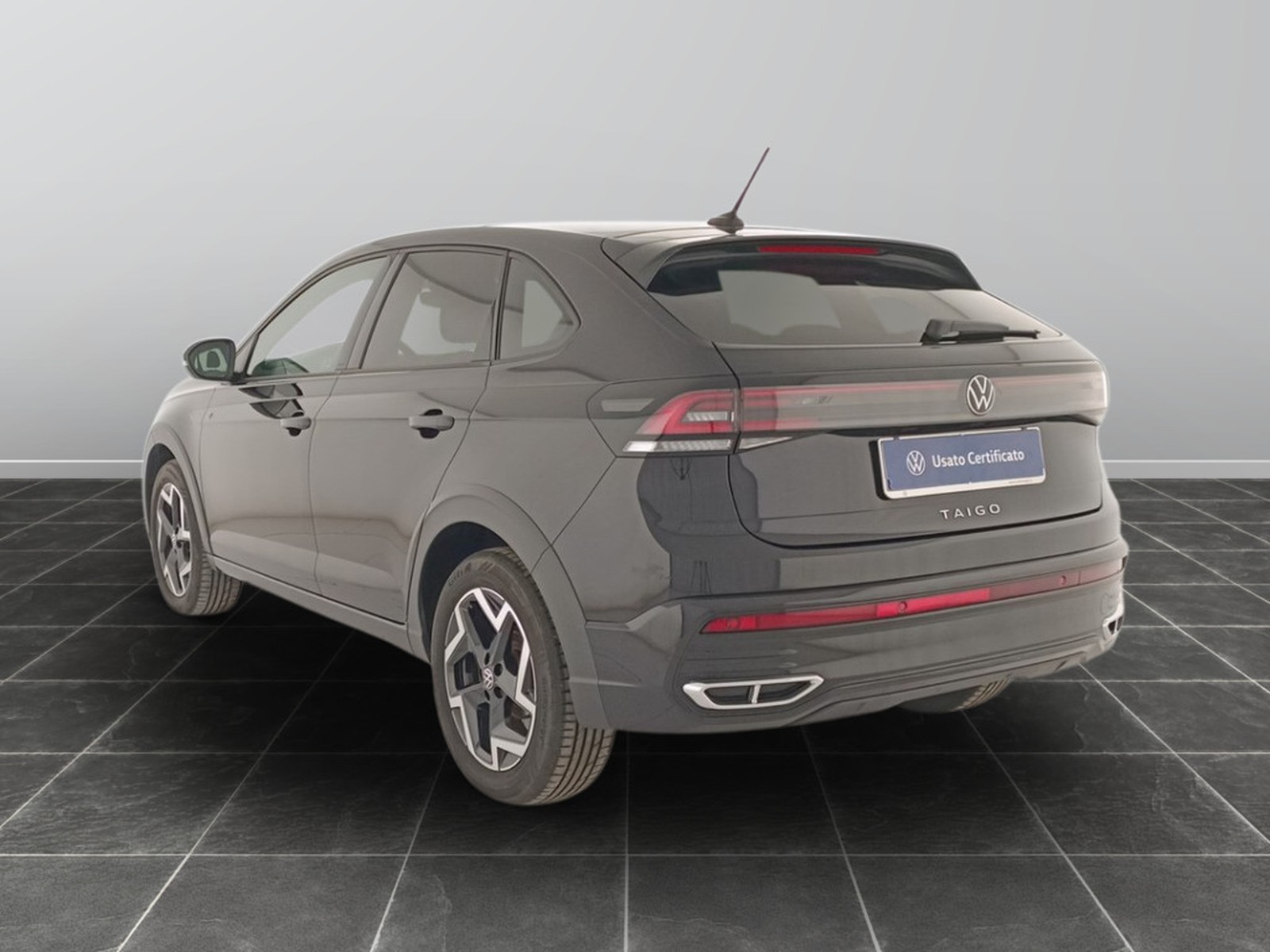 4 - Volkswagen Taigo 1.0 tsi 115cv r-line