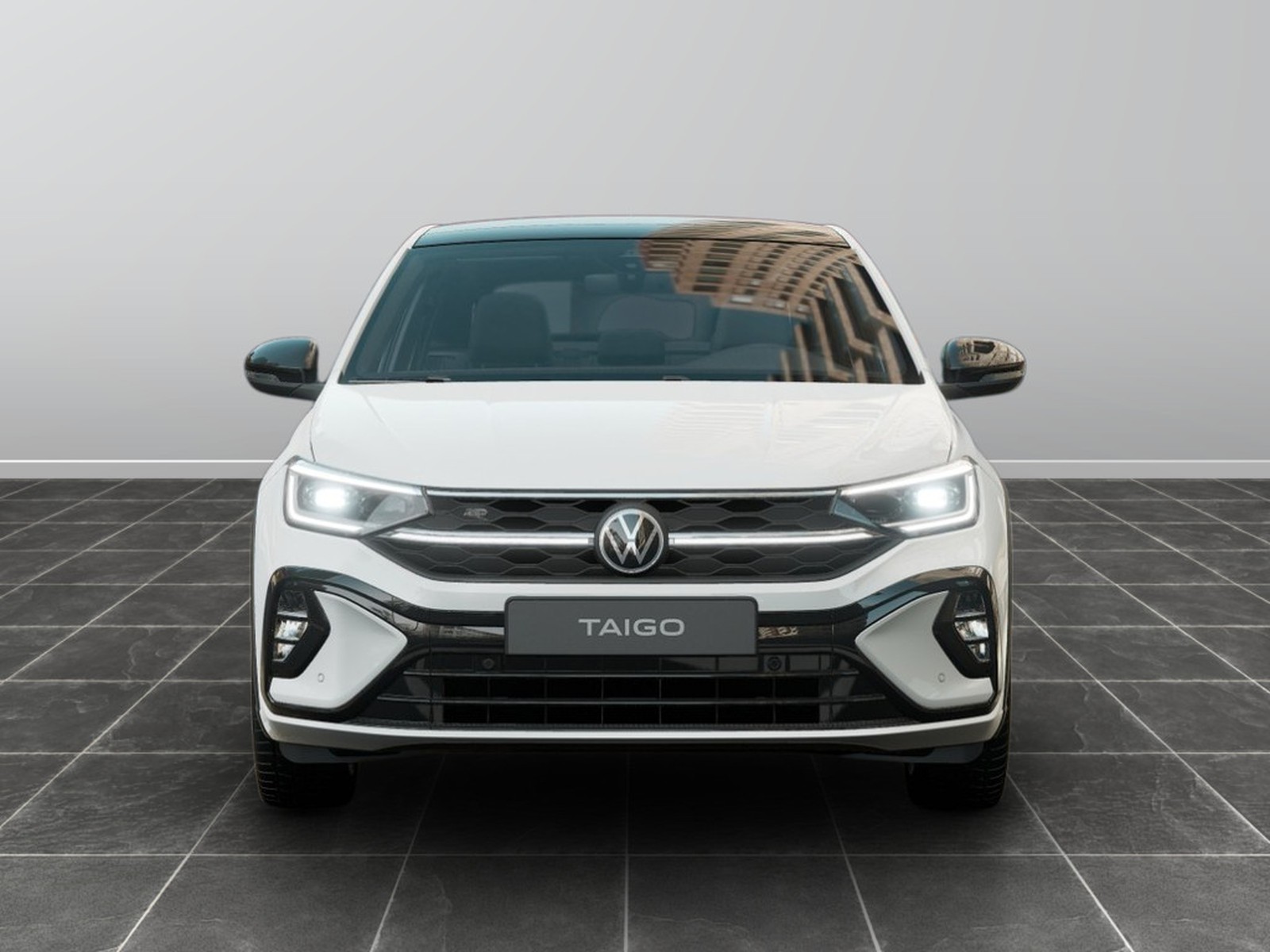 5 - Volkswagen Taigo 1.0 tsi 115cv r-line plus dsg