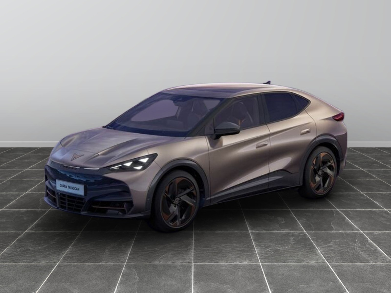 2 - Cupra Tavascan 77kwh endurance adrenaline rwd