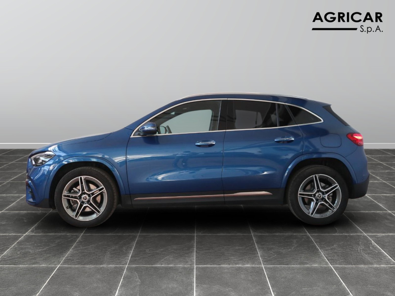 3 - Mercedes GLA 250 e plug-in-hybrid amg line advanced plus 8g-dct