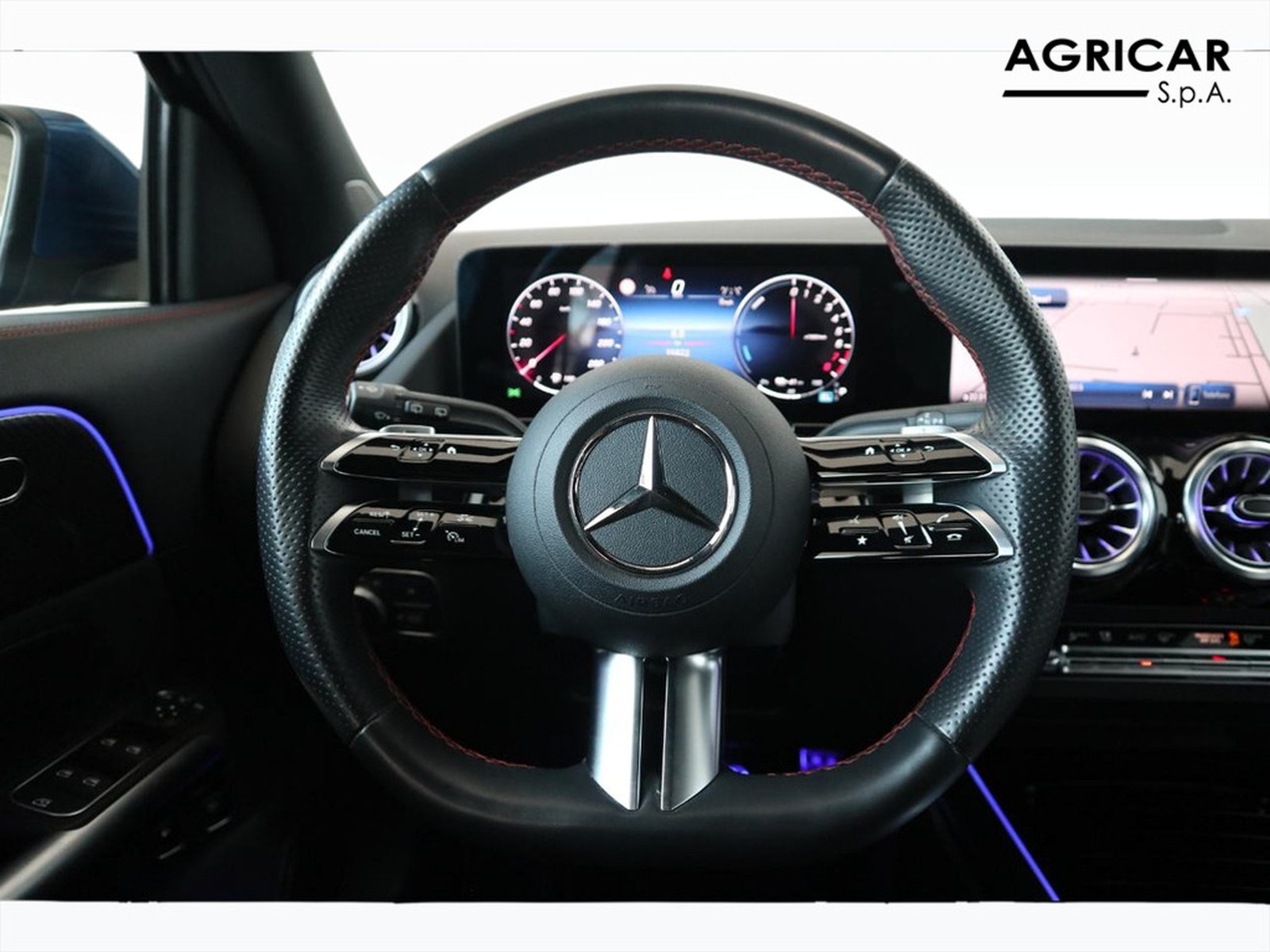 17 - Mercedes GLA 250 e plug-in-hybrid amg line advanced plus 8g-dct