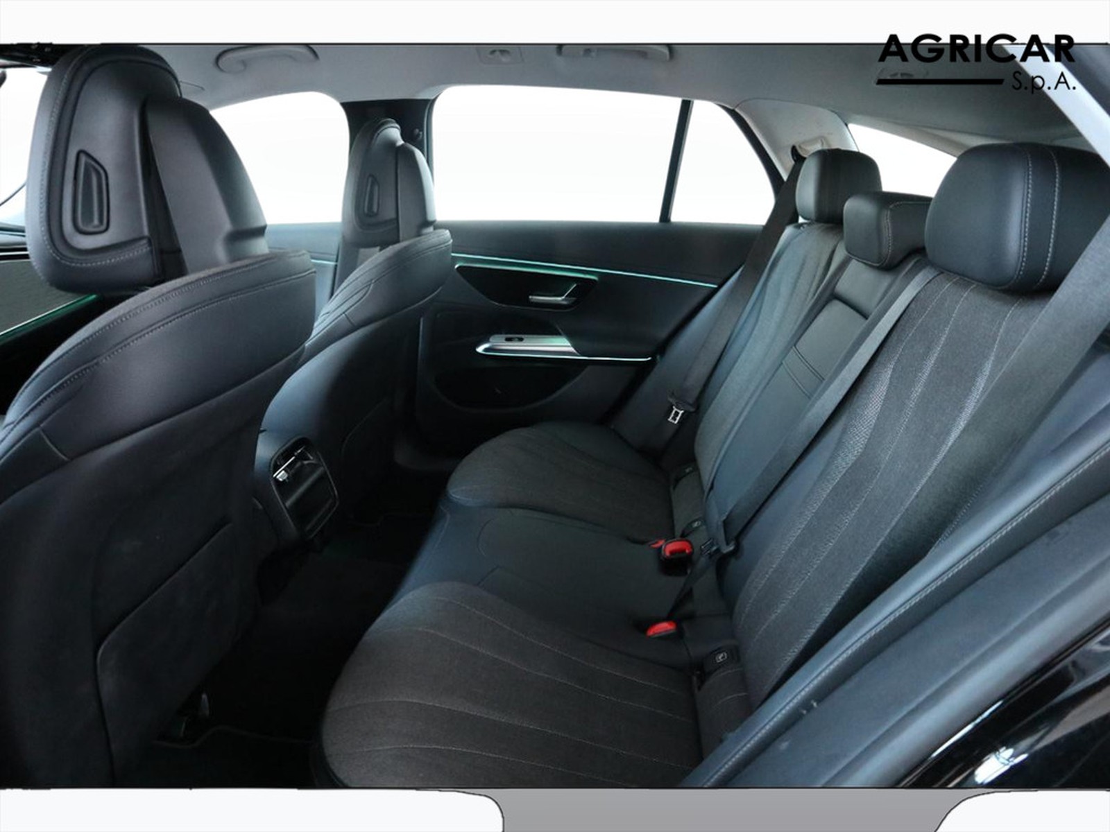 8 - Mercedes Classe E station wagon 220 d advanced 9g-tronic